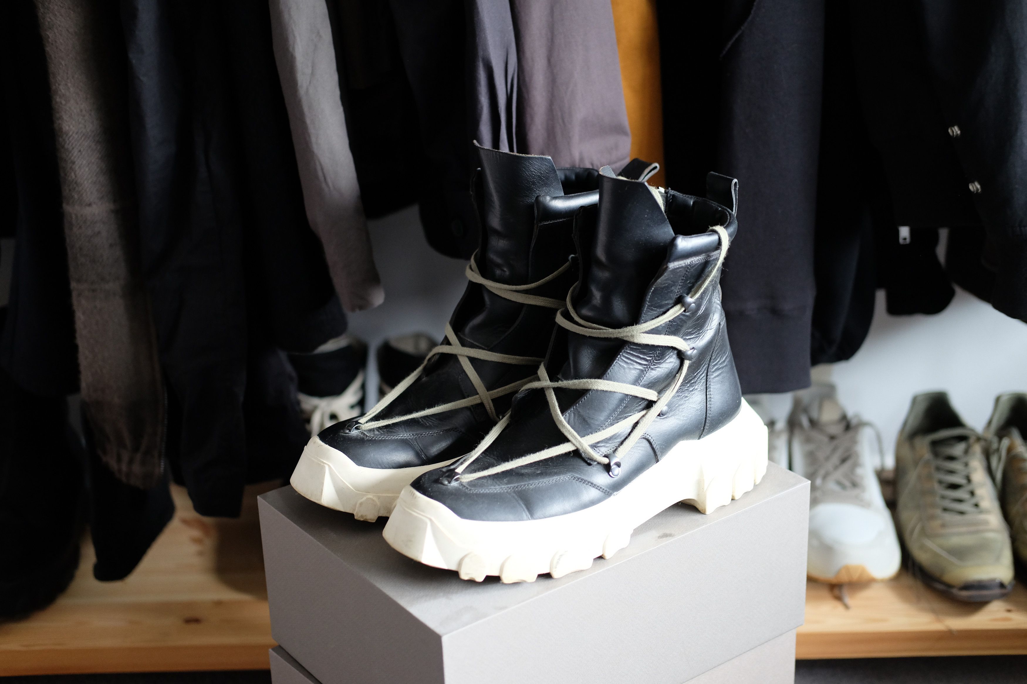 Rick owens dirt hot sale hiking boots