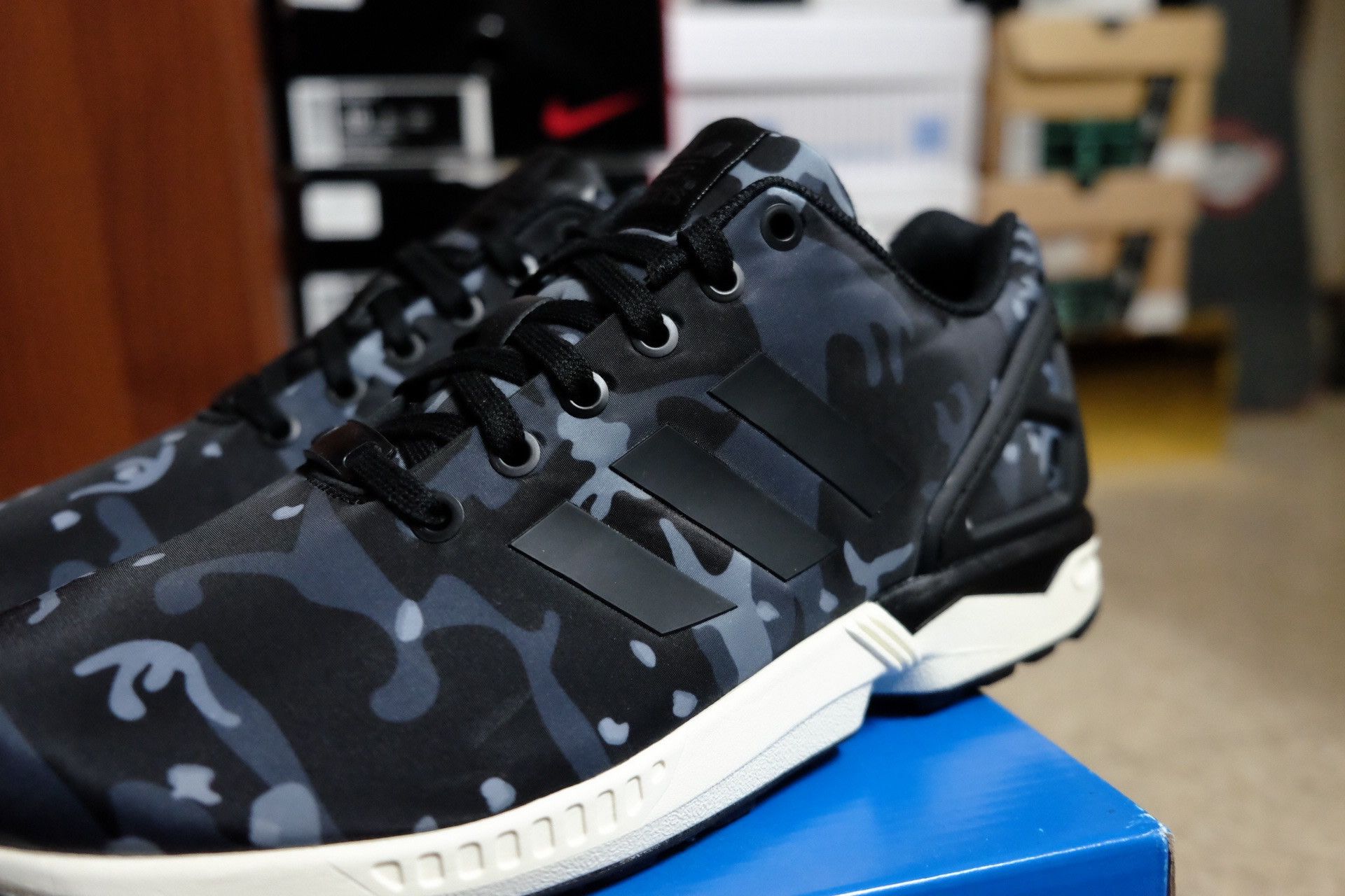 ⬛FLUX⬛フラックス⬛DS⬛Ｍ⬛⬛⬛ Sneakersnstuff ZX Flux Camo - www.disolcolor.com