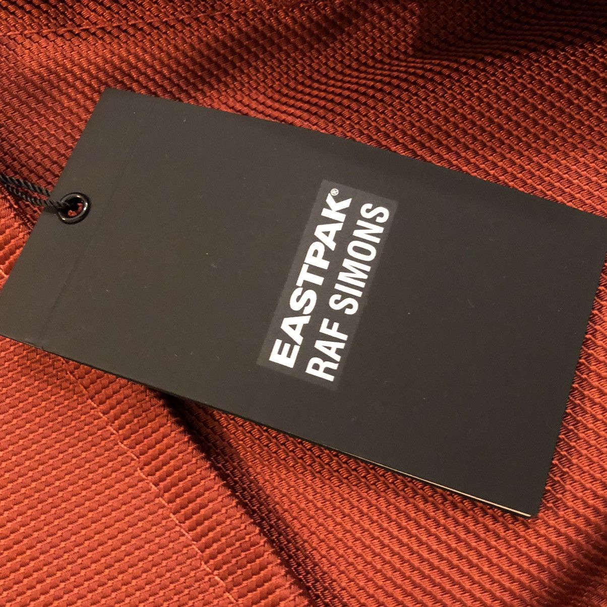 Eastpak × Raf Simons A/W 18 Raf Simons x Eastpak “ORGANIZED” Sling Bag Size ONE SIZE - 3 Thumbnail