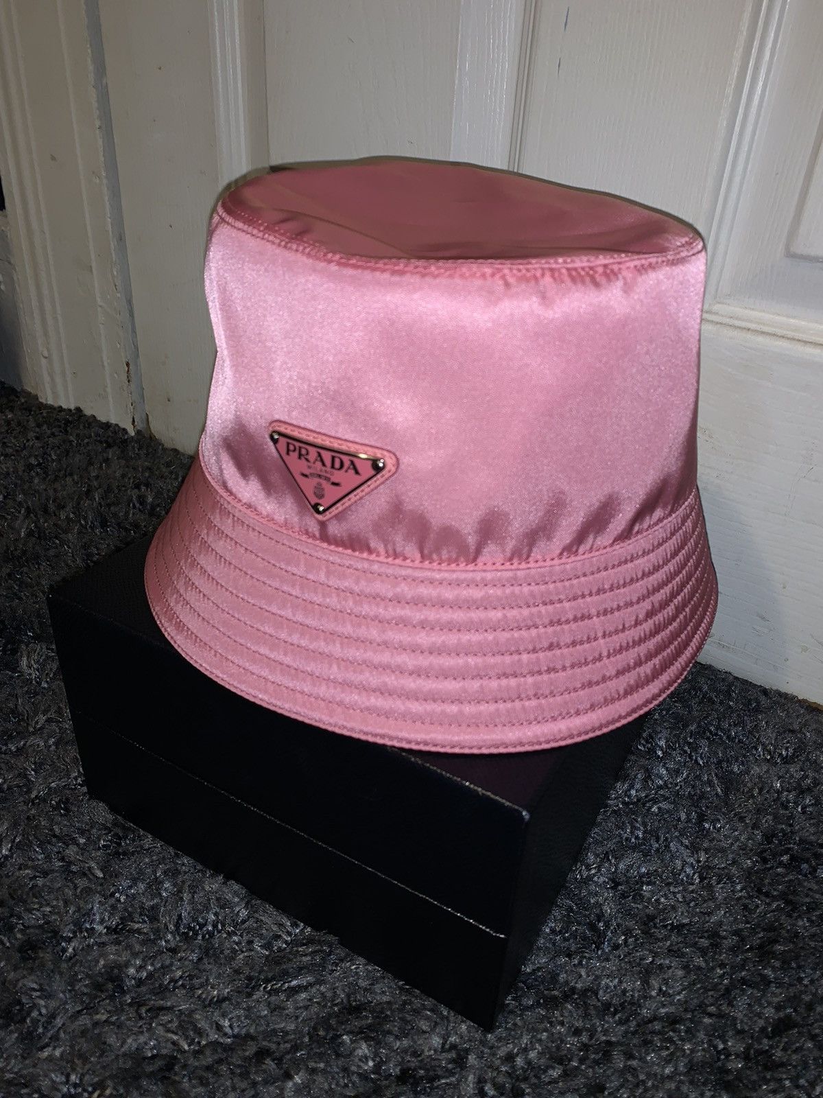 Prada bucket 2025 hat grailed
