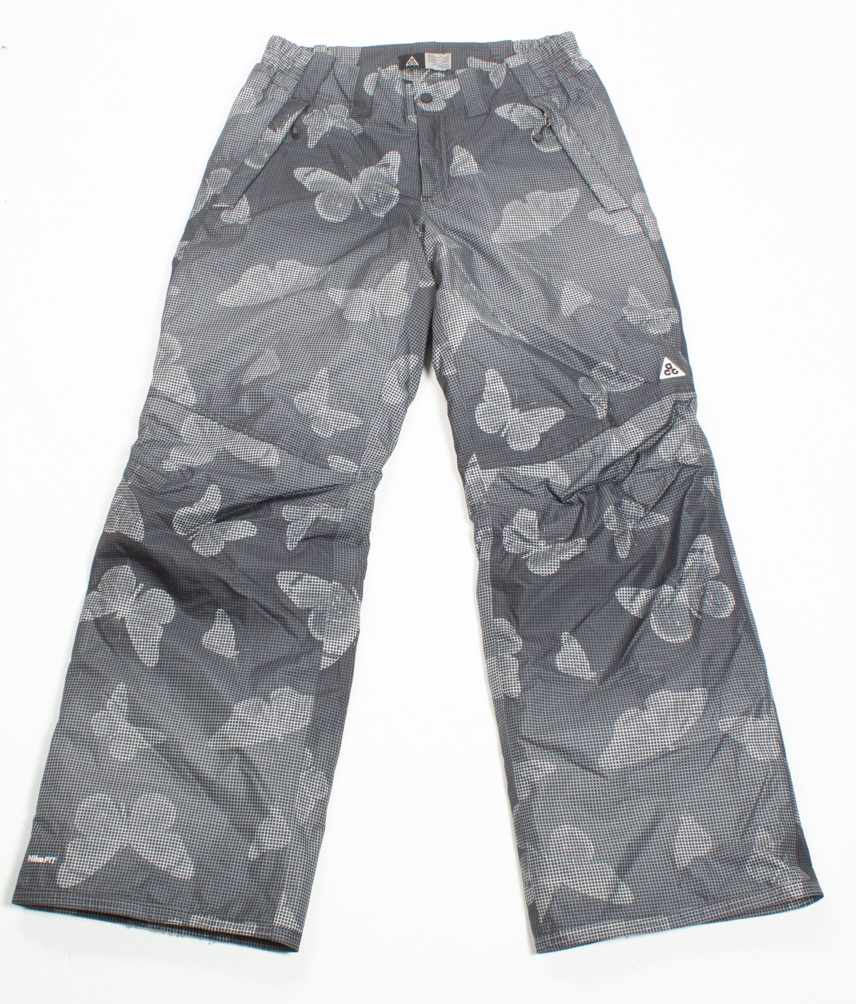Nike ACG VINTAGE BUTTERFLY SKI PANTS | Grailed Nike ACG VINTAGE BUTTERFLY SKI PANTS | Grailed