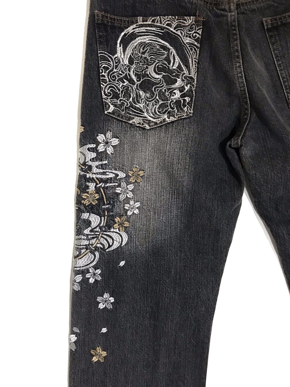 Designer × Japanese Brand Iconic Embroided Warrior Abstrac Japanese Brands Designer Size US 32 / EU 48 - 5 Thumbnail