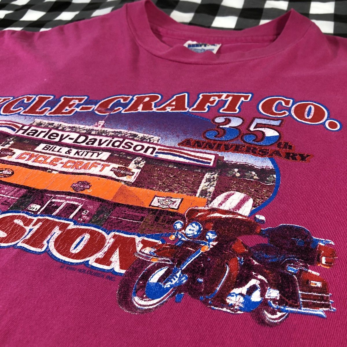 Harley Davidson Harley Davidson Cycle & Craft Boston 1994 Vintage Pink Tee Size US XL / EU 56 / 4 - 2 Thumbnail