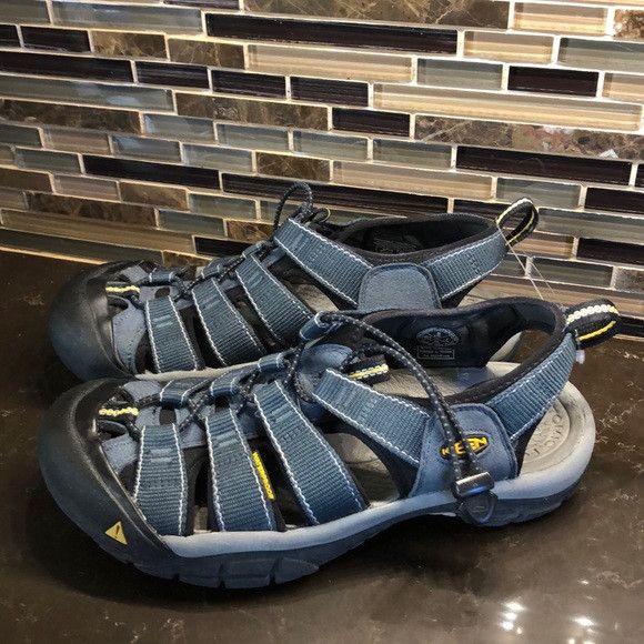 Keen Newport teal hiking adventure waterproof