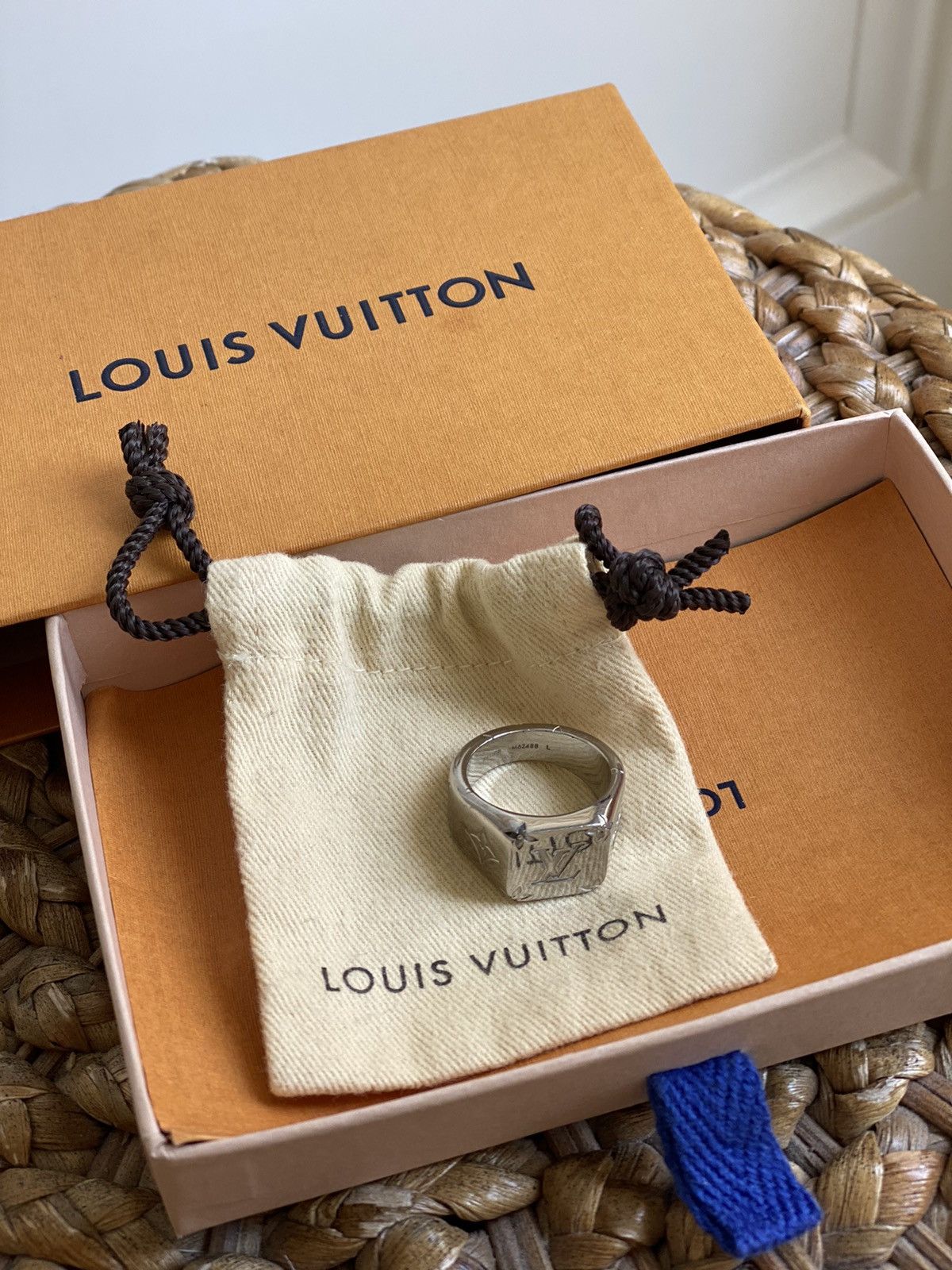 Louis Vuitton Signet Ring Engraved Monogram Palladium in Zamac