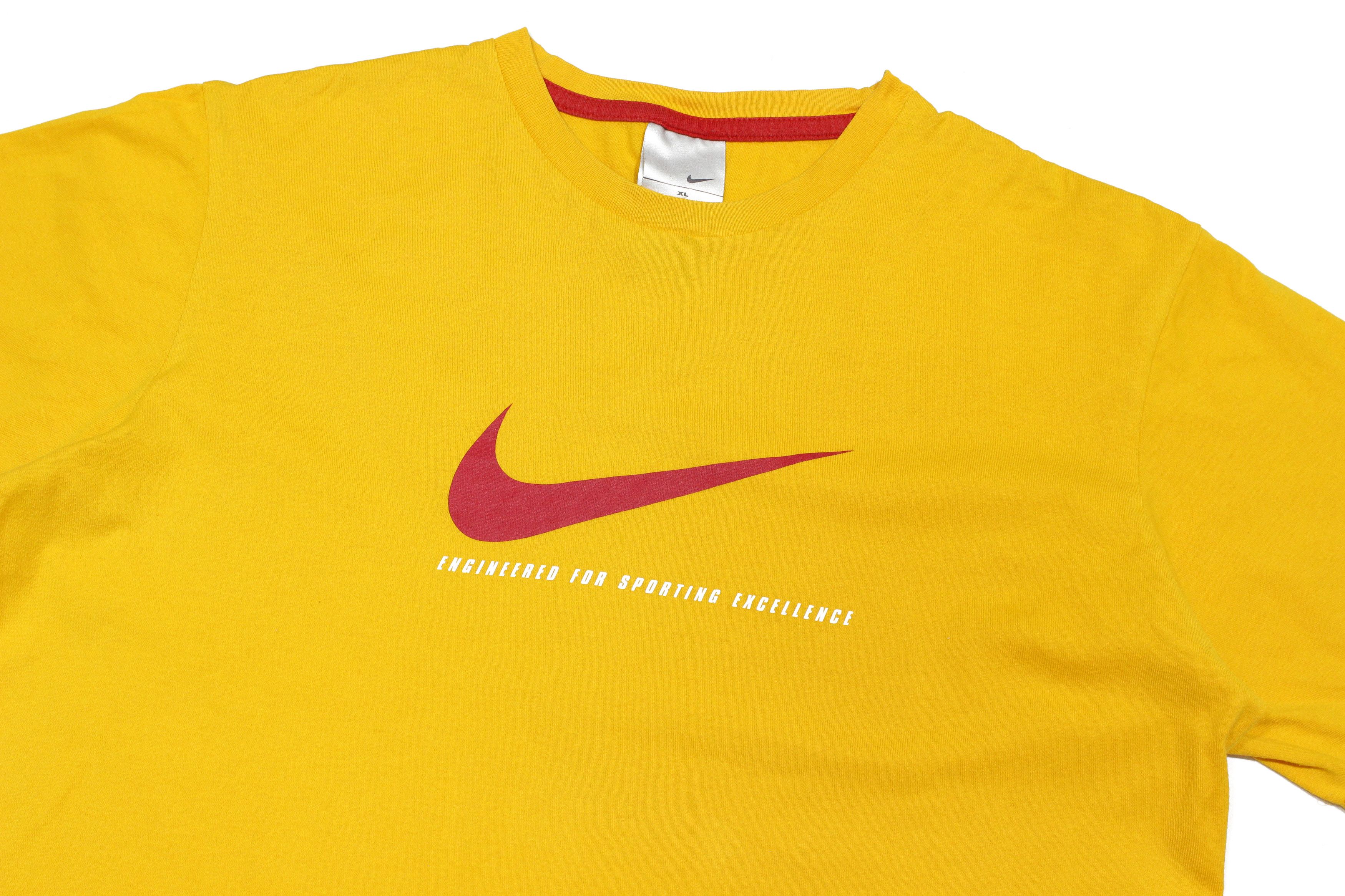 Nike Swoosh Big Logo T-Shirt Size US XL / EU 56 / 4 - 4 Thumbnail
