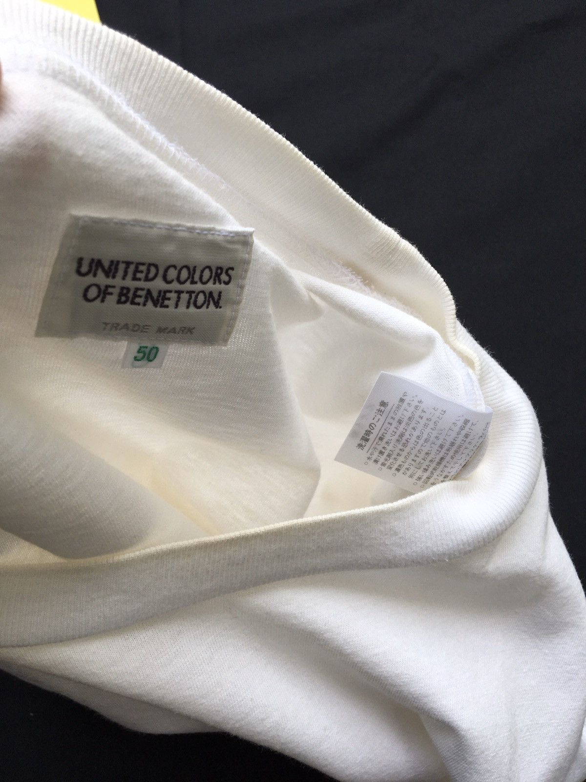 United Colors Of Benetton United Colors Of Benetton tshirt spellout big logo Size US L / EU 52-54 / 3 - 11 Thumbnail