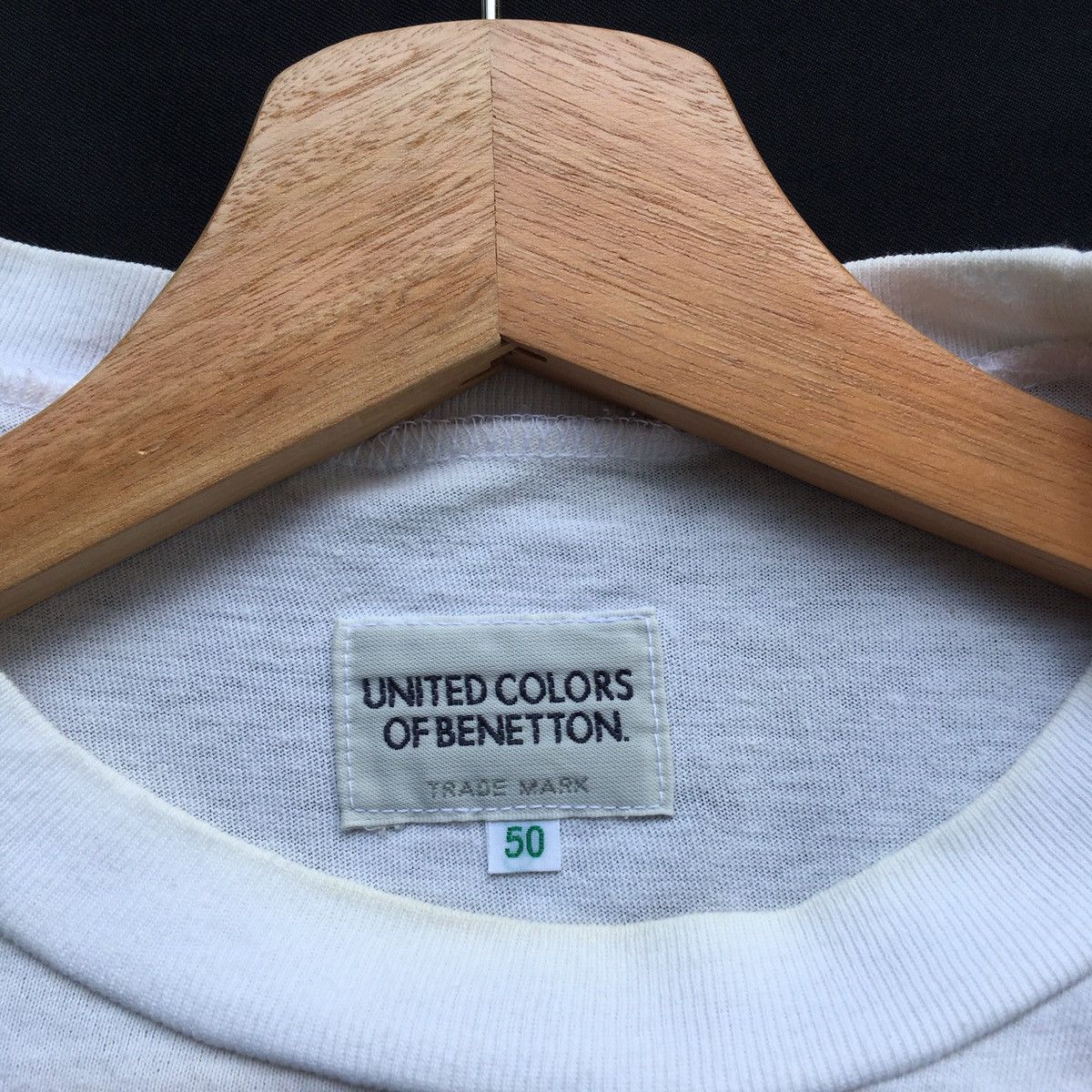 United Colors Of Benetton United Colors Of Benetton tshirt spellout big logo Size US L / EU 52-54 / 3 - 9 Thumbnail