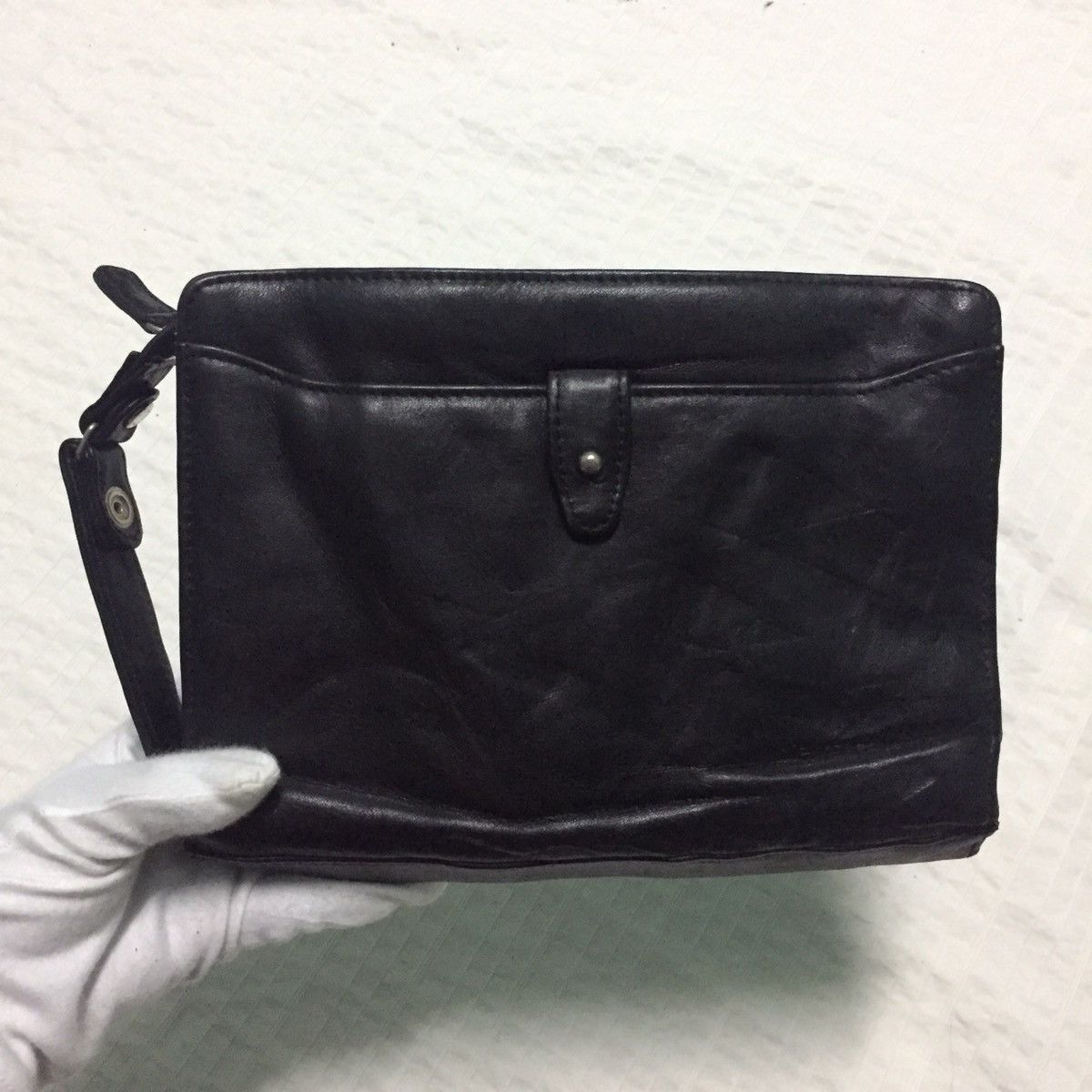 Pierre Cardin Pierre Cardin Handle Clutch Pouch Bag Size ONE SIZE - 1 Thumbnail