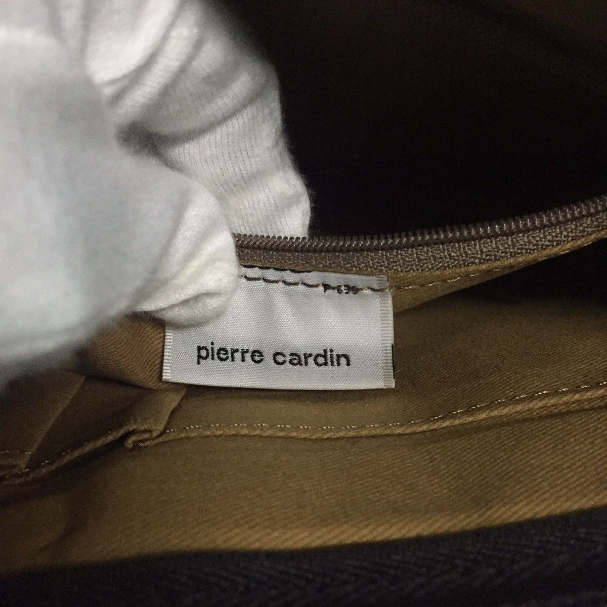 Pierre Cardin Pierre Cardin Handle Clutch Pouch Bag Size ONE SIZE - 11 Thumbnail