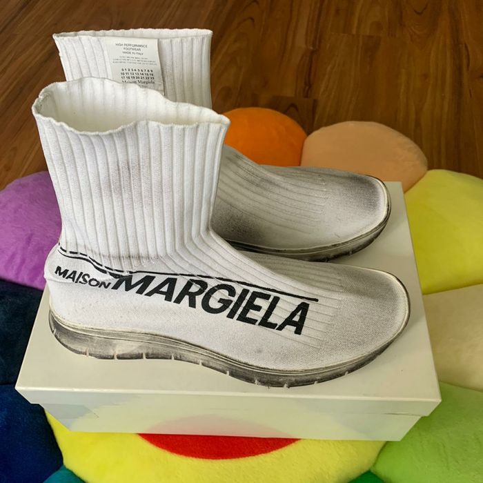 Maison margiela discount dirty sock sneakers