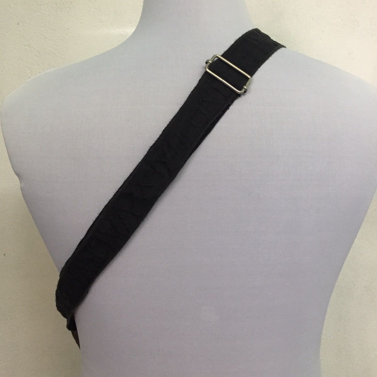Other Franco Valentino Monogram Sling Bag Size ONE SIZE - 7 Thumbnail