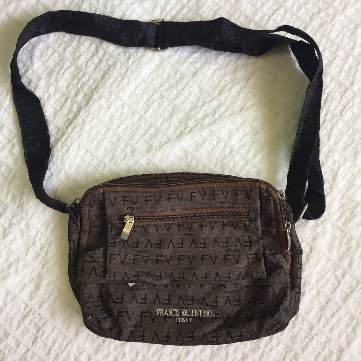 Other Franco Valentino Monogram Sling Bag Size ONE SIZE - 8 Thumbnail