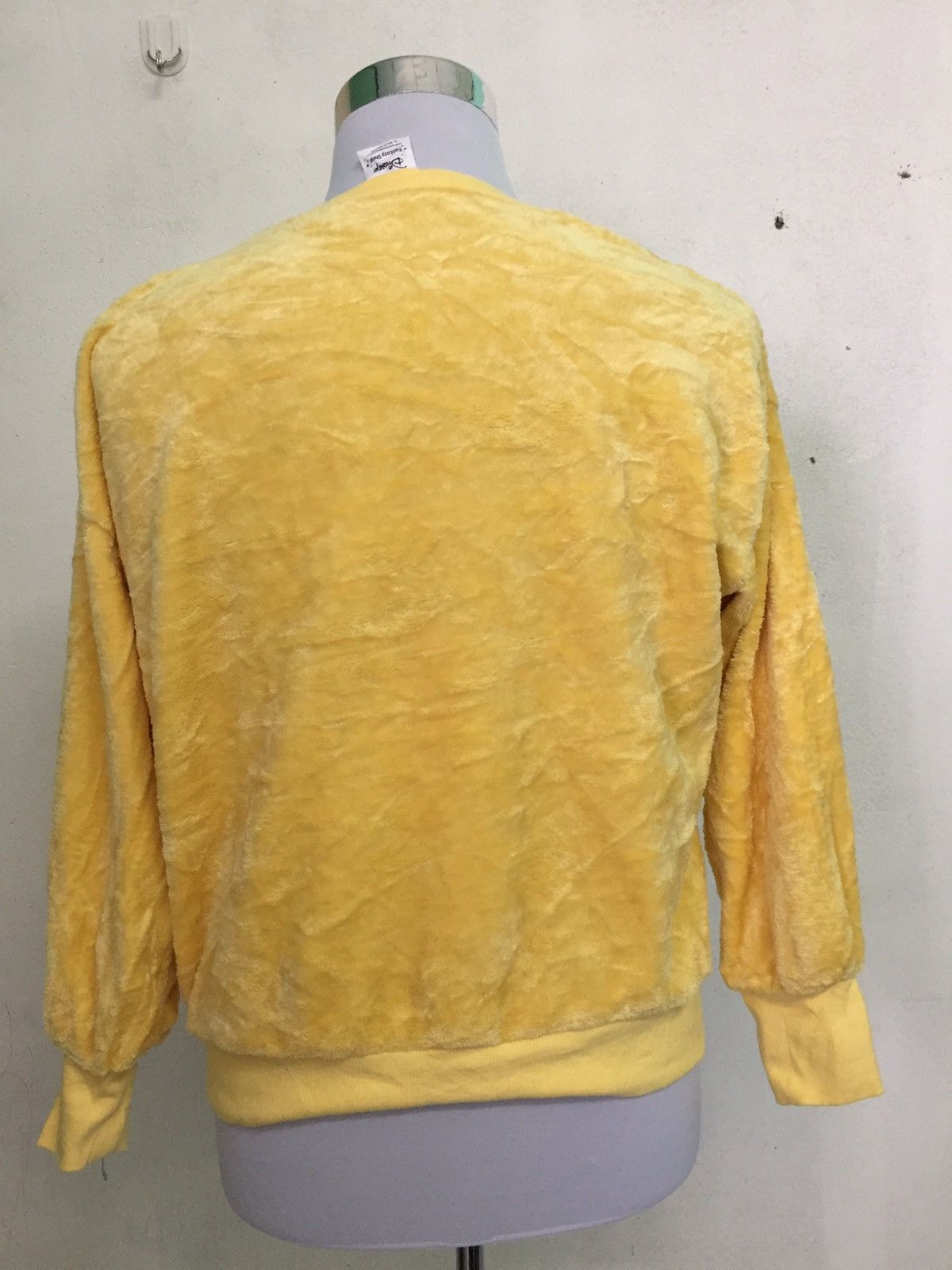 Anime Disney Pluto Fleece Sweatshirt by Belle Maison Size US M / EU 48-50 / 2 - 3 Thumbnail