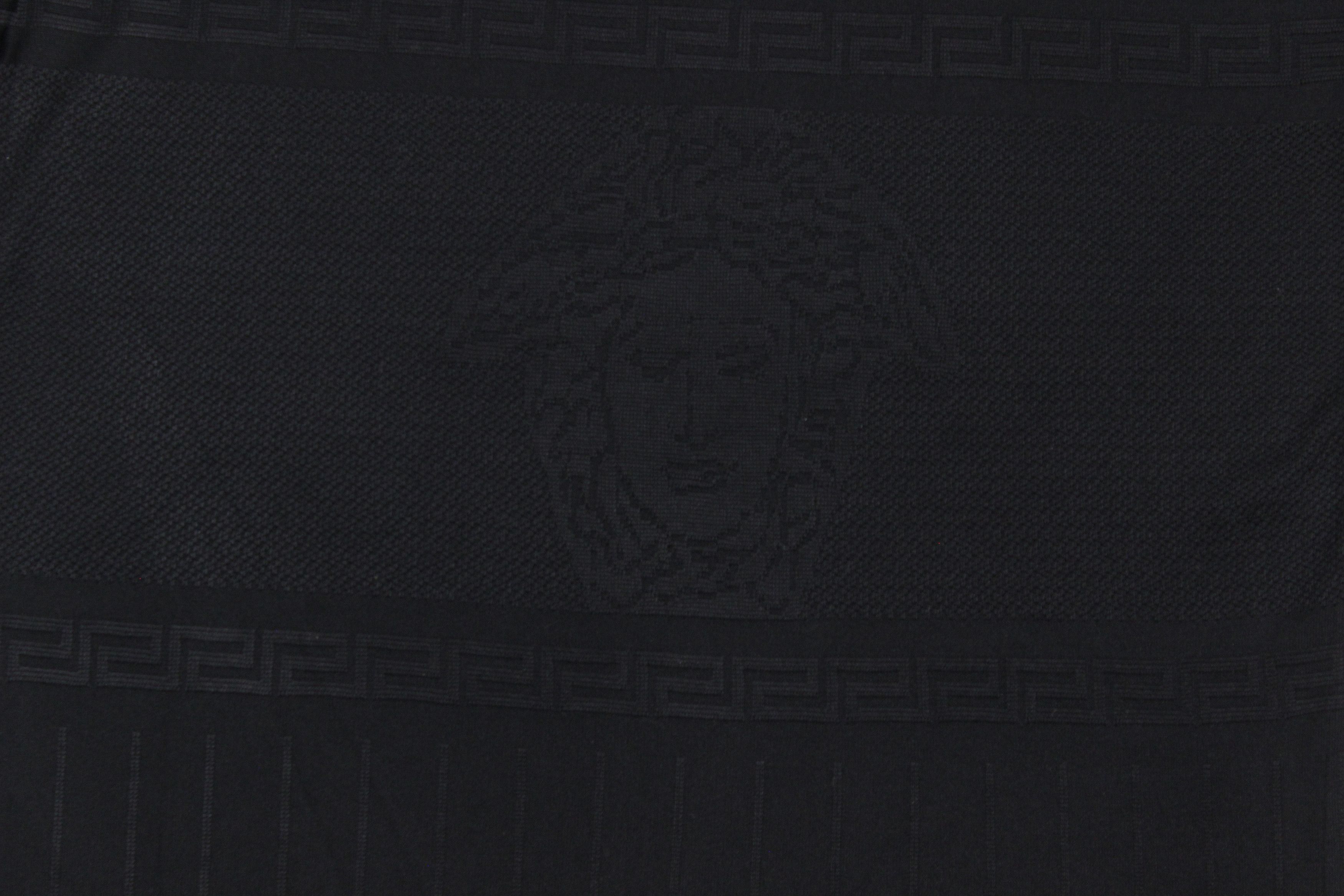 Versace 90S Medusa Big Logo Ribbed Polyester T-Shirt Vintage Size US M / EU 48-50 / 2 - 3 Thumbnail