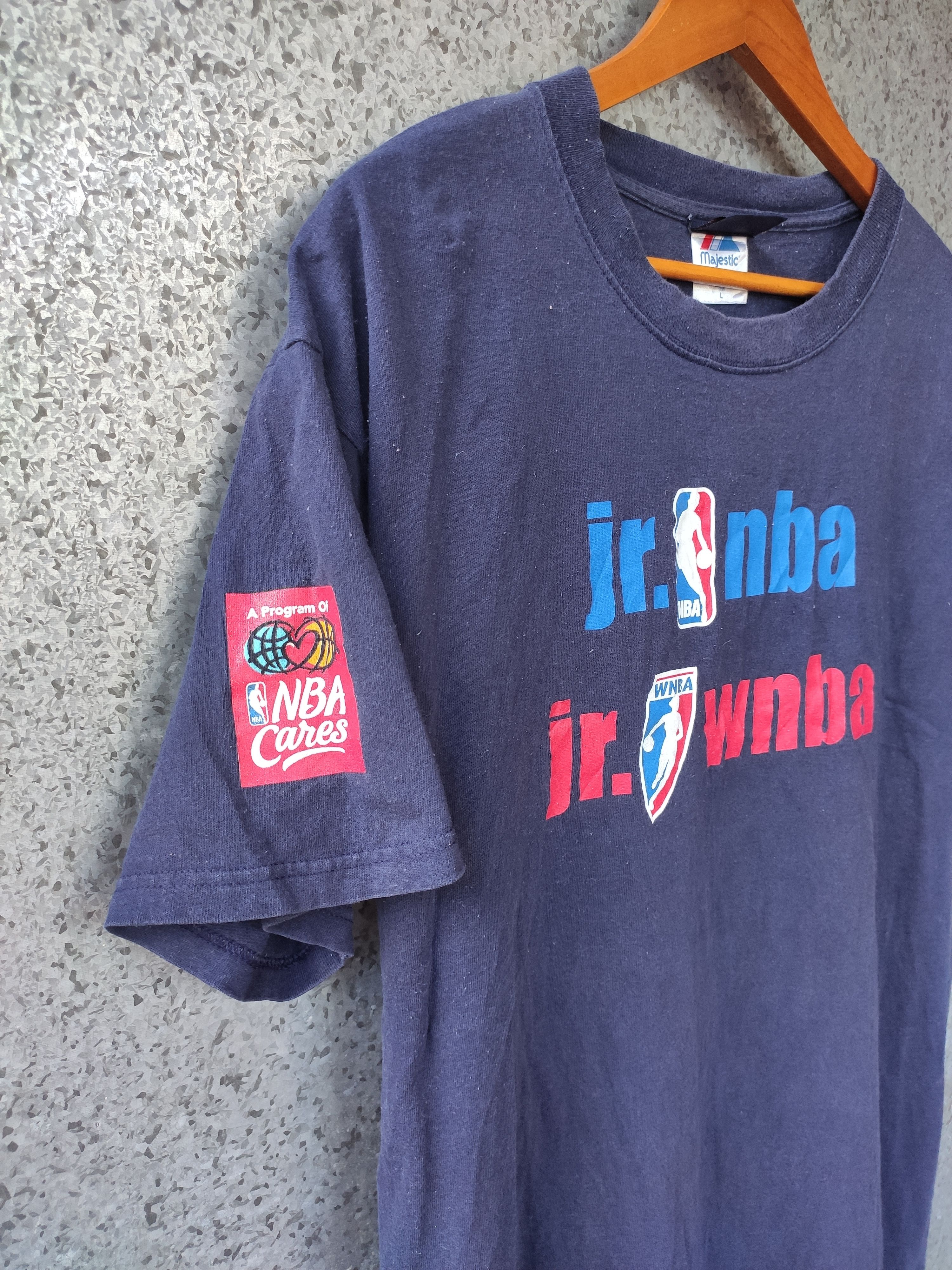 NBA 🔥 Vintage 90s Vintage NBA Jr. and WNBA Jr. t shirt Size US L / EU 52-54 / 3 - 3 Thumbnail