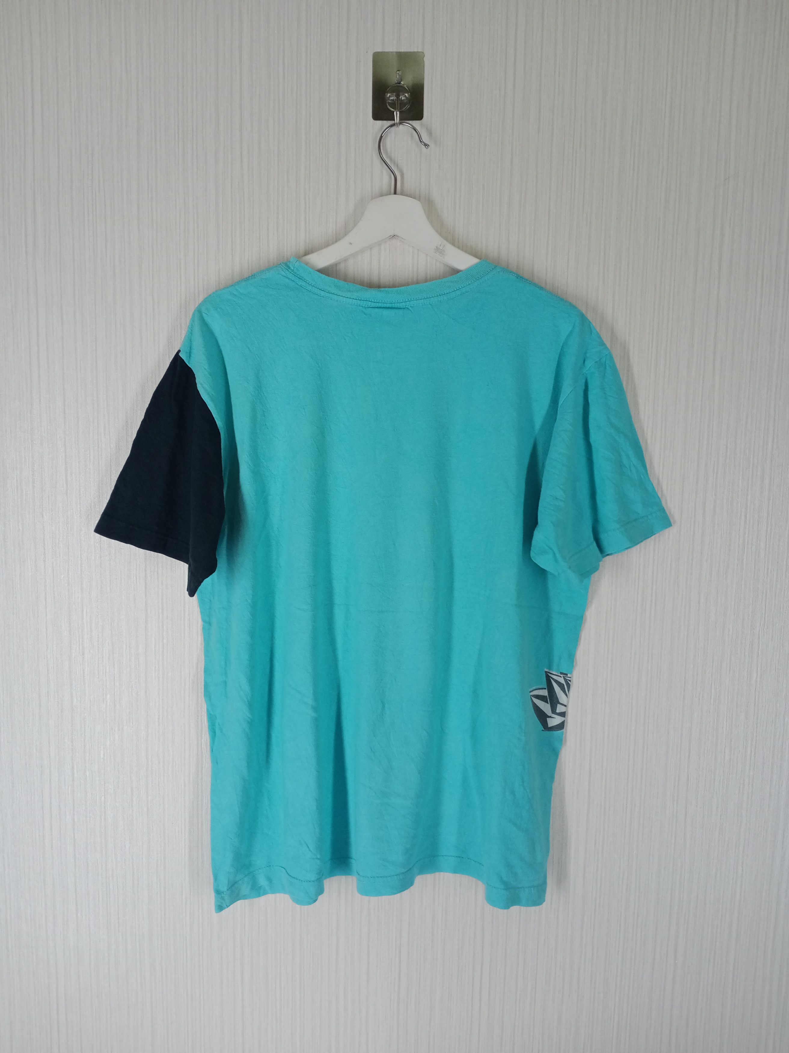 Volcom Vintage Volcom Surviving Party Time T Shirt Size US L / EU 52-54 / 3 - 5 Thumbnail