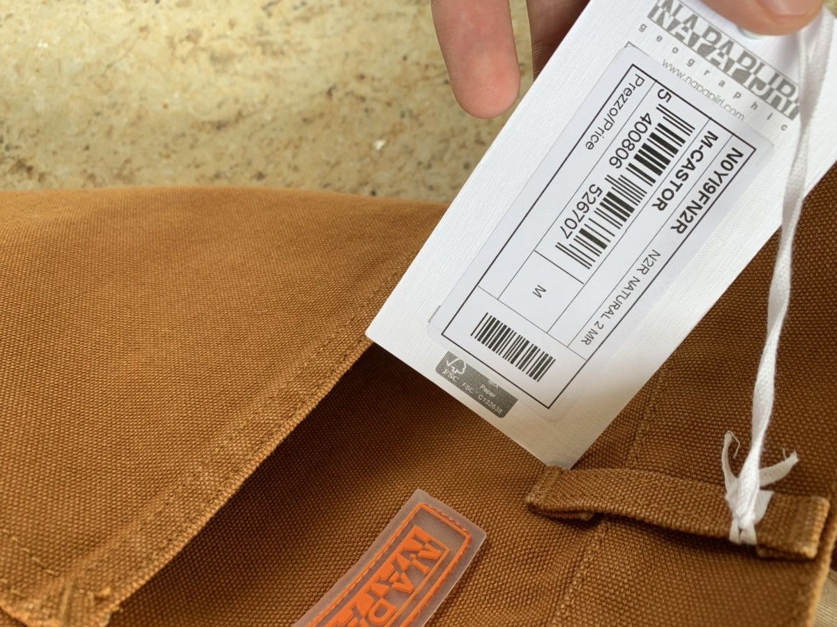 Napapijri M-Castor Pants in Natural Size US 32 / EU 48 - 16 Thumbnail
