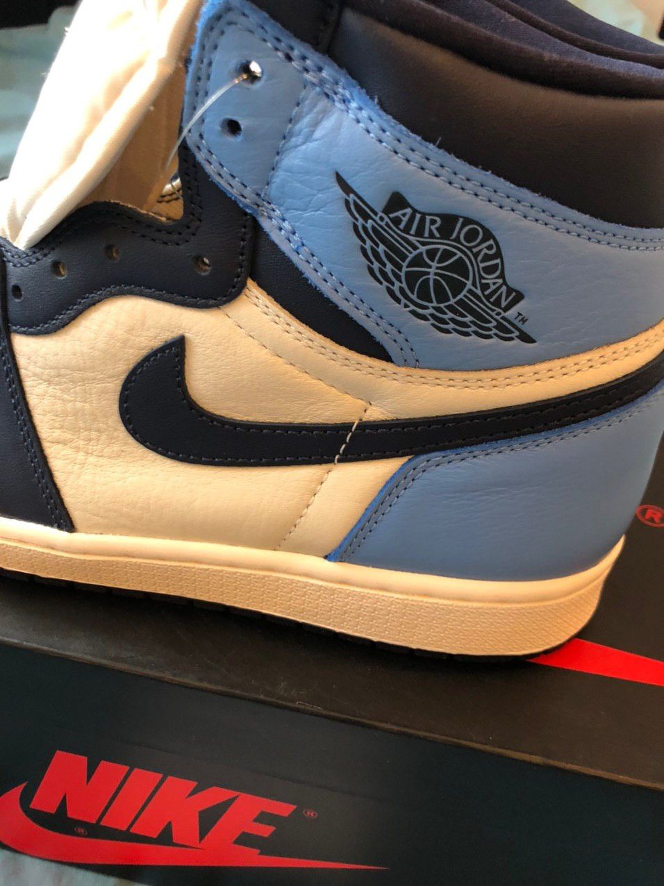 Jordan Brand × Nike Air Jordan 1 Retro High OG Obsidian Size US 9.5 / EU 42-43 - 5 Thumbnail