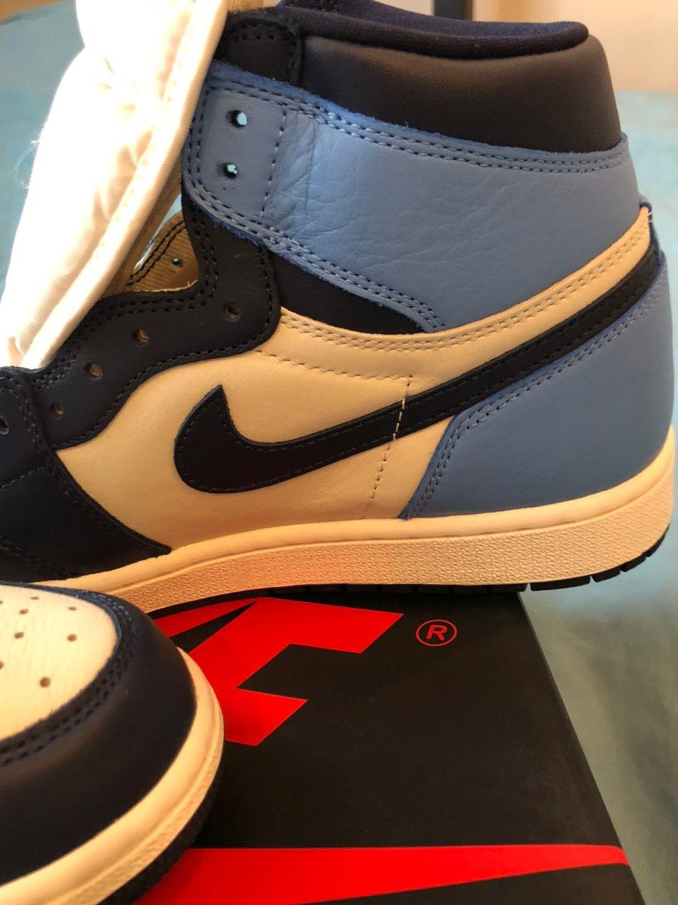 Jordan Brand × Nike Air Jordan 1 Retro High OG Obsidian Size US 9.5 / EU 42-43 - 12 Thumbnail