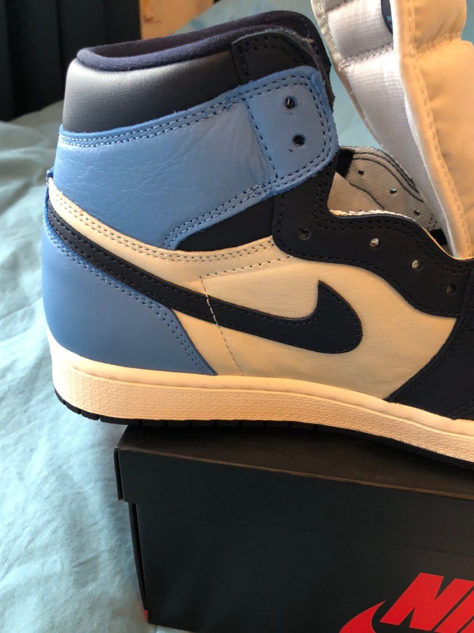 Jordan Brand × Nike Air Jordan 1 Retro High OG Obsidian Size US 9.5 / EU 42-43 - 11 Thumbnail