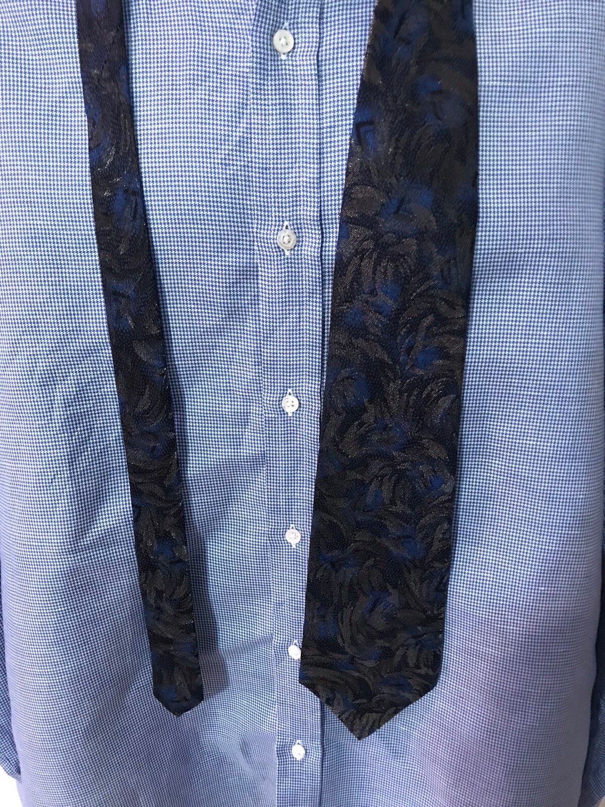 Fendi Floral shimmer silk tie (Royal,Grey, Black) Size ONE SIZE - 1 Preview
