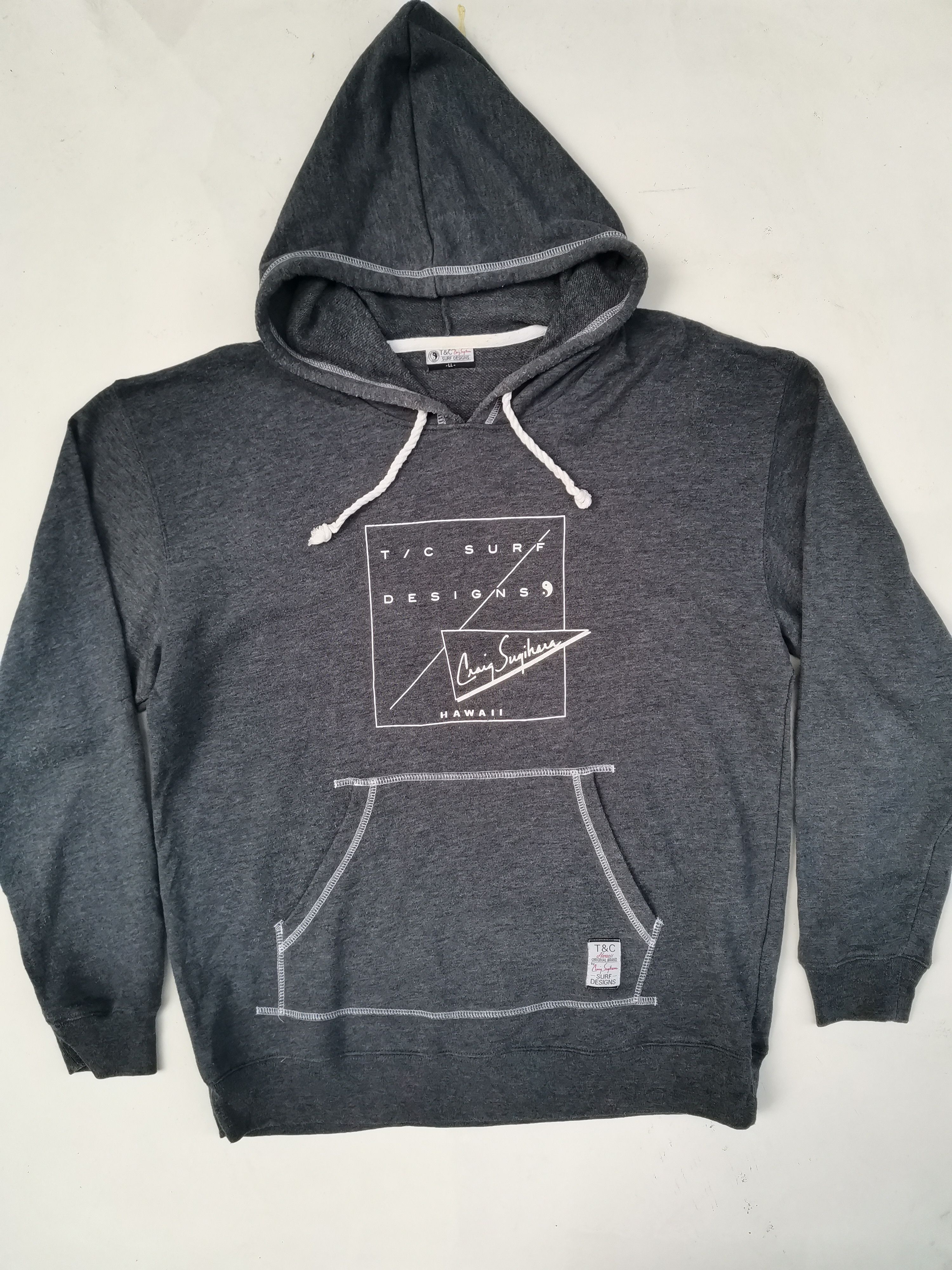 Japanese Brand T & C Surf Design Hawaii: Craig Sugihara Hoodie Sweatshirt Size US XL / EU 56 / 4 - 1 Thumbnail