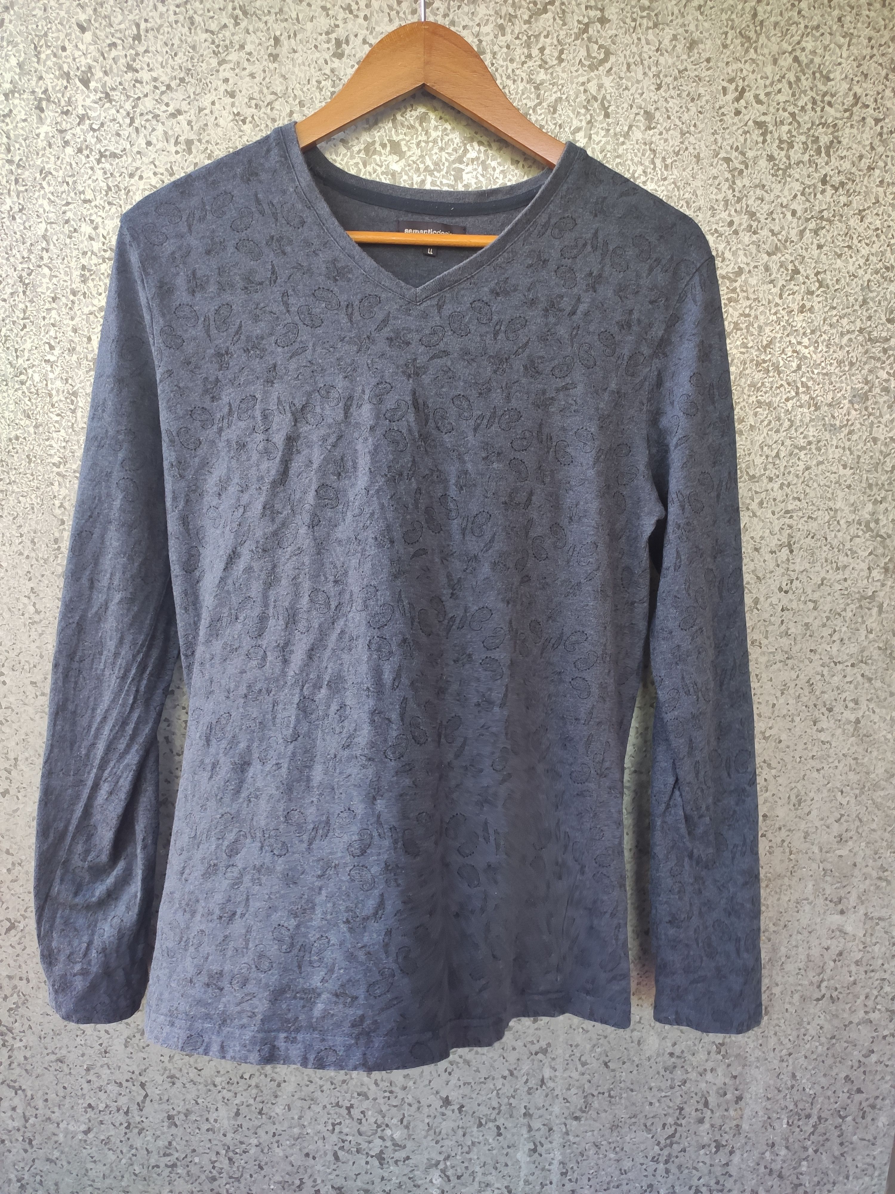 semanticdesign Semantic Design long sleeve t shirt paisley beauty beast Size US M / EU 48-50 / 2 - 1 Thumbnail