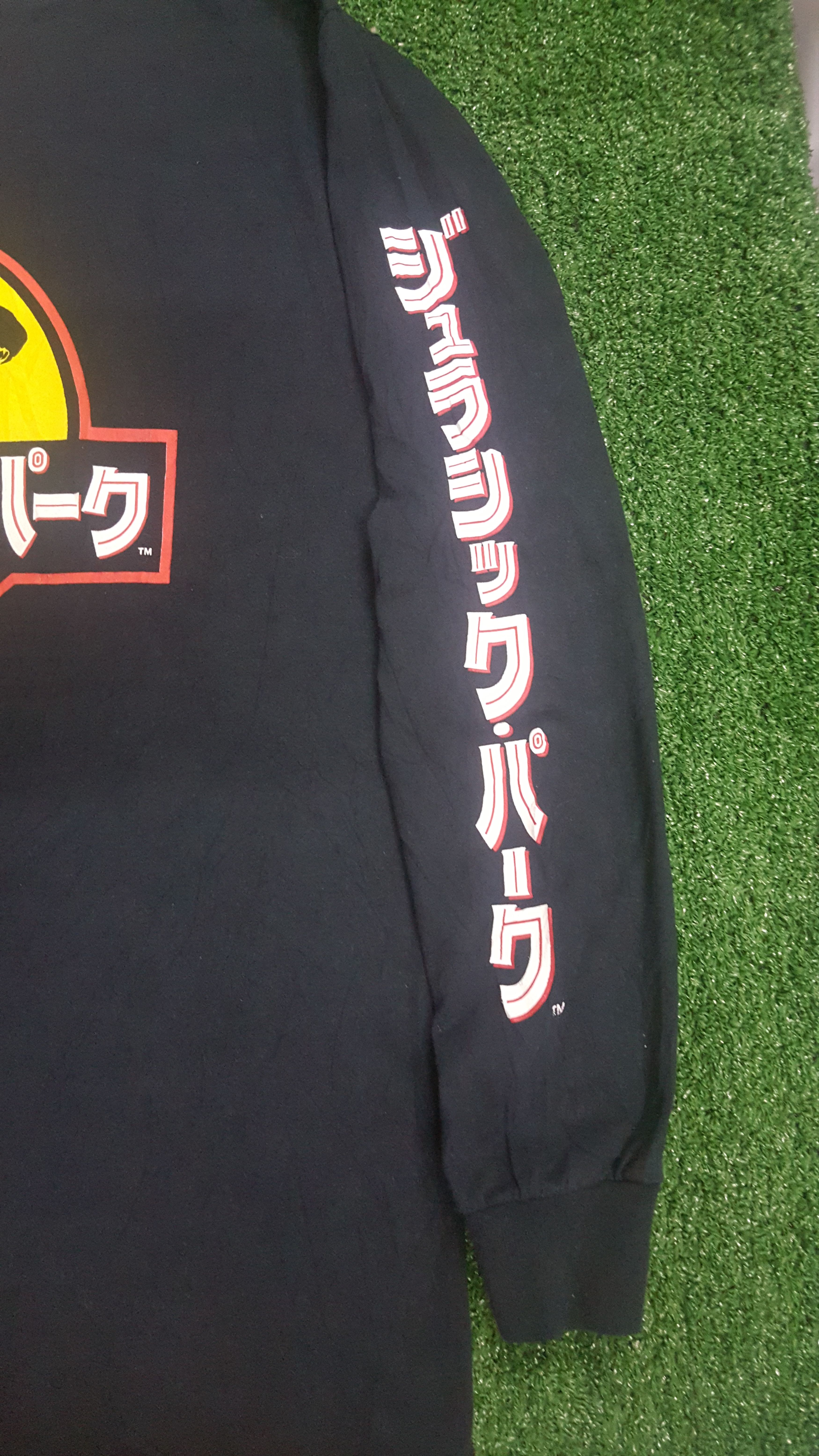 Vintage 📍LastDrop📍Vintage Jurassic Park LongSleeveTee Size US L / EU 52-54 / 3 - 4 Thumbnail