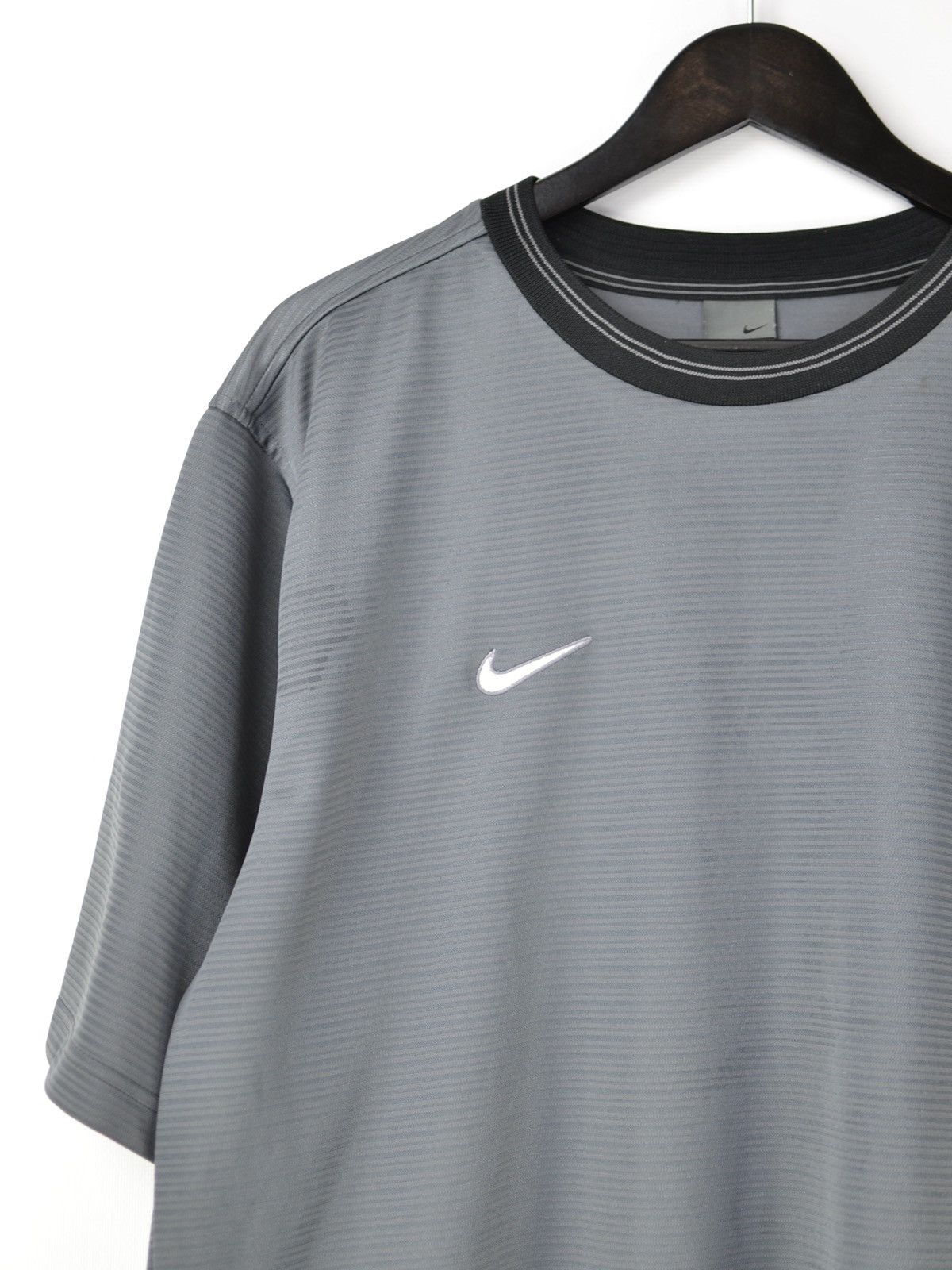 Nike 90s Vintage Nike Team Gray T Shirt Size L Size US L / EU 52-54 / 3 - 3 Thumbnail
