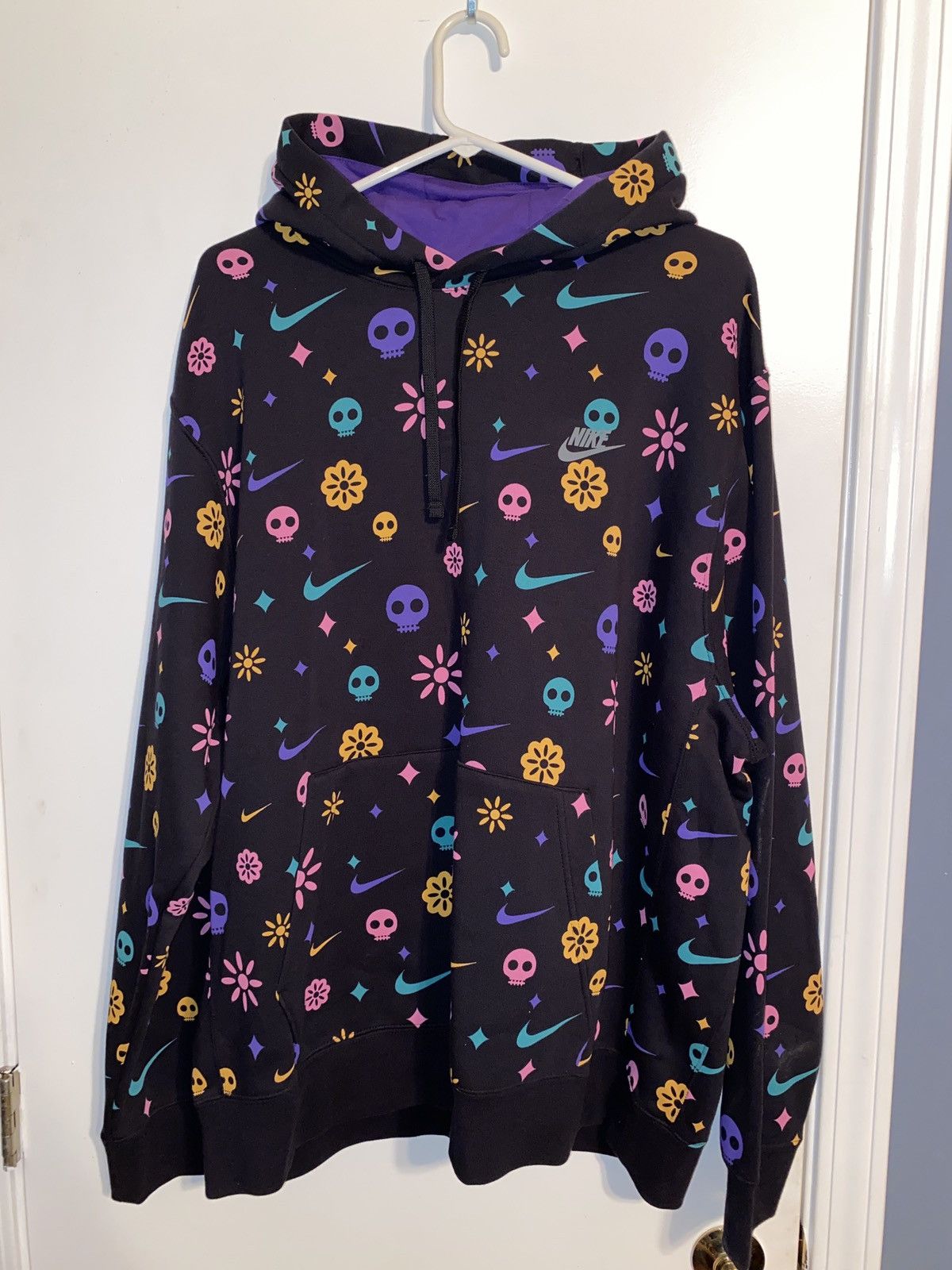 Shops Nike hoodie day of the dead size xxl