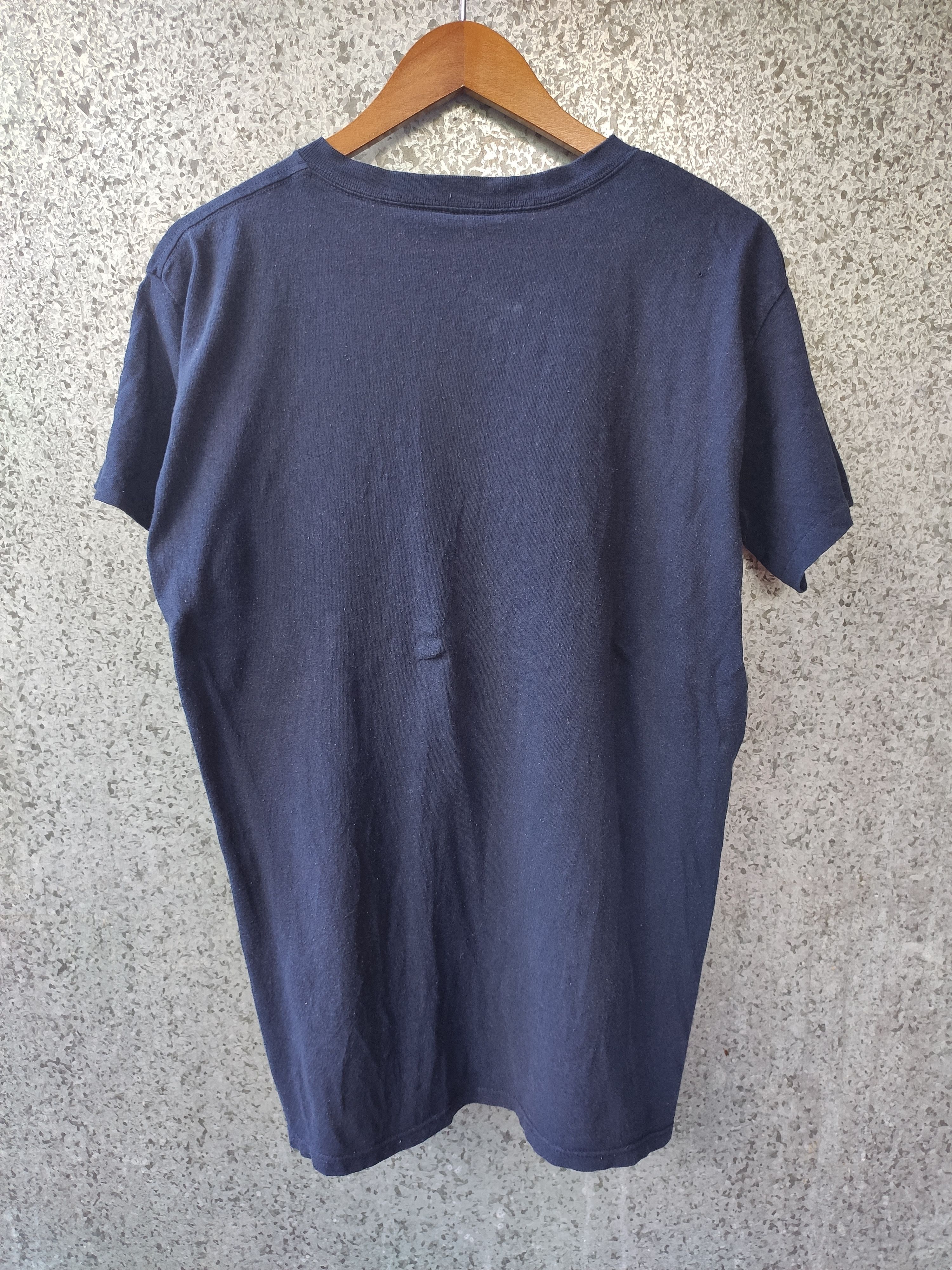 Calvin Klein 🔥 Vintage 90s Vintage Calvin Klein t shirt USA flag Size US L / EU 52-54 / 3 - 3 Thumbnail