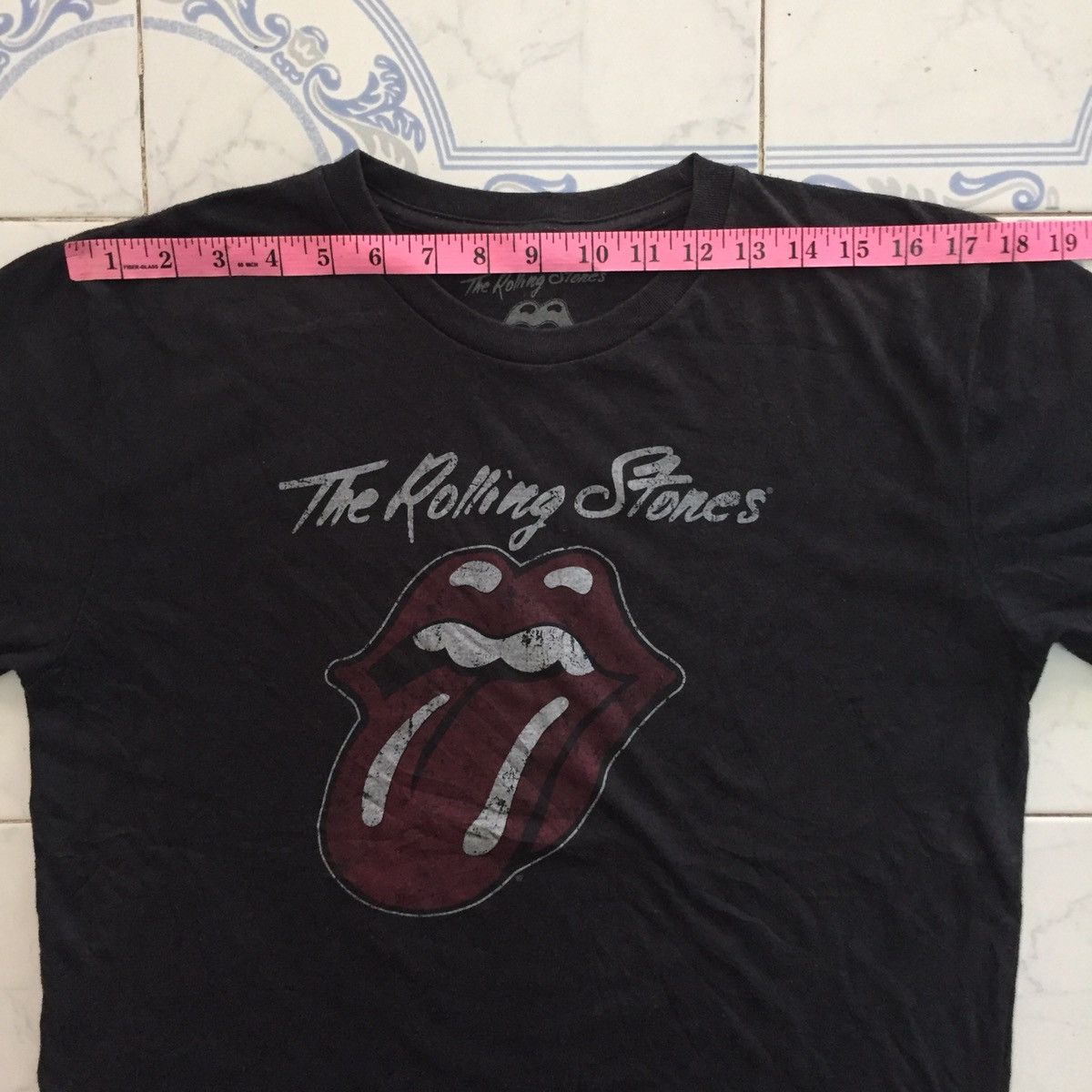 Band Tees × The Rolling Stones The Rolling Stone North American Tour 1981 Short Tshirt Size US L / EU 52-54 / 3 - 16 Thumbnail