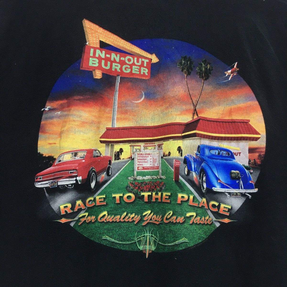 Other Vintage In-N-Out Burger Race To The Place Big Logo Tee XL Sz Size US XL / EU 56 / 4 - 8 Thumbnail