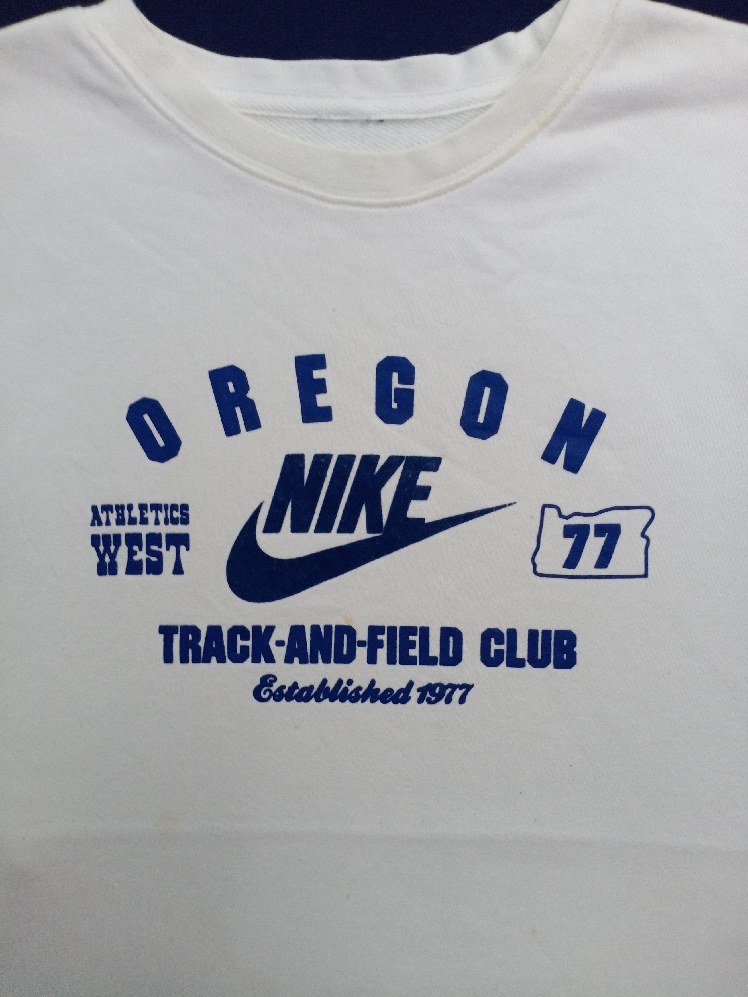 Nike × Vintage Vintage nike oregon spell out sweatshirt nike swoosh Size US L / EU 52-54 / 3 - 6 Thumbnail