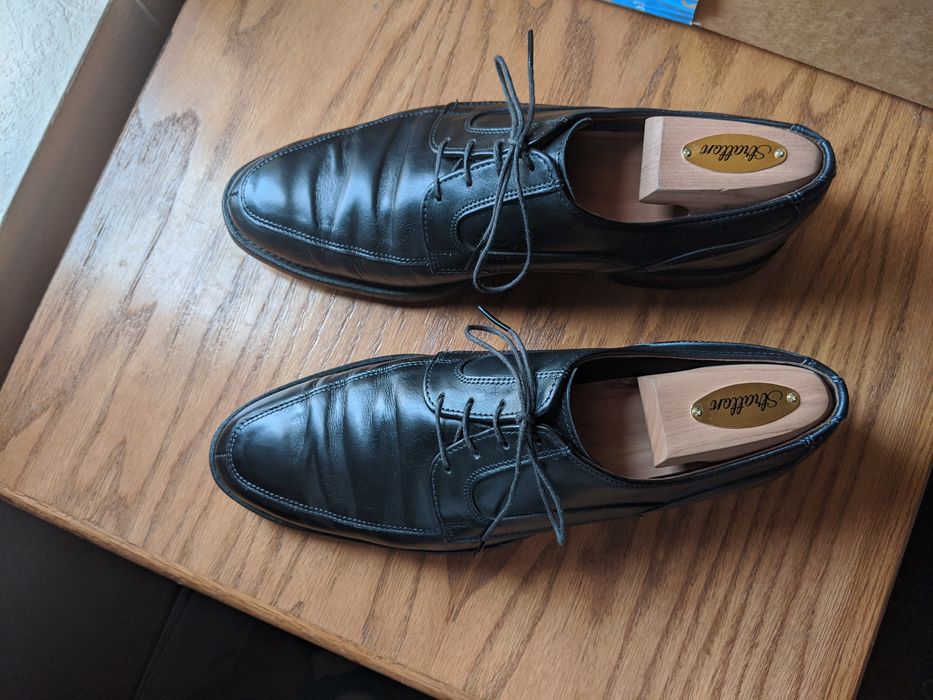 Allen cheap edmonds montgomery