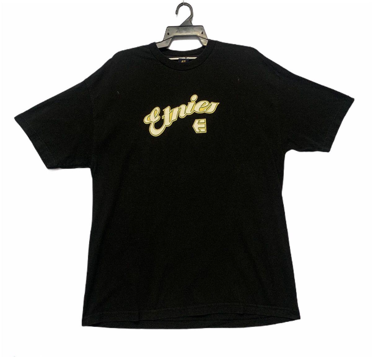 Vintage Etnies Skateboarding Tee Tshirt