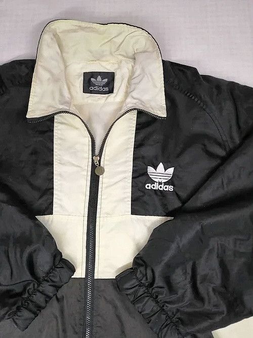 Vintage Vintage Adidas Jacket Big Logo Embroidered Size US XL / EU 56 / 4 - 4 Thumbnail