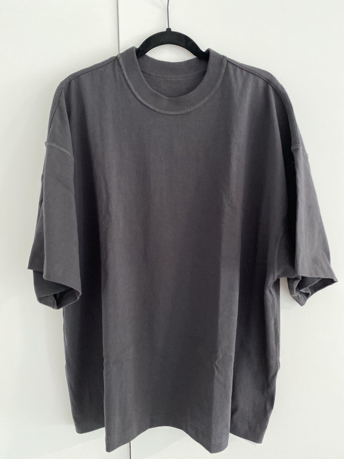 Fear of God Fifth Collection Maxfield Exclusive Inside Out Tee ...