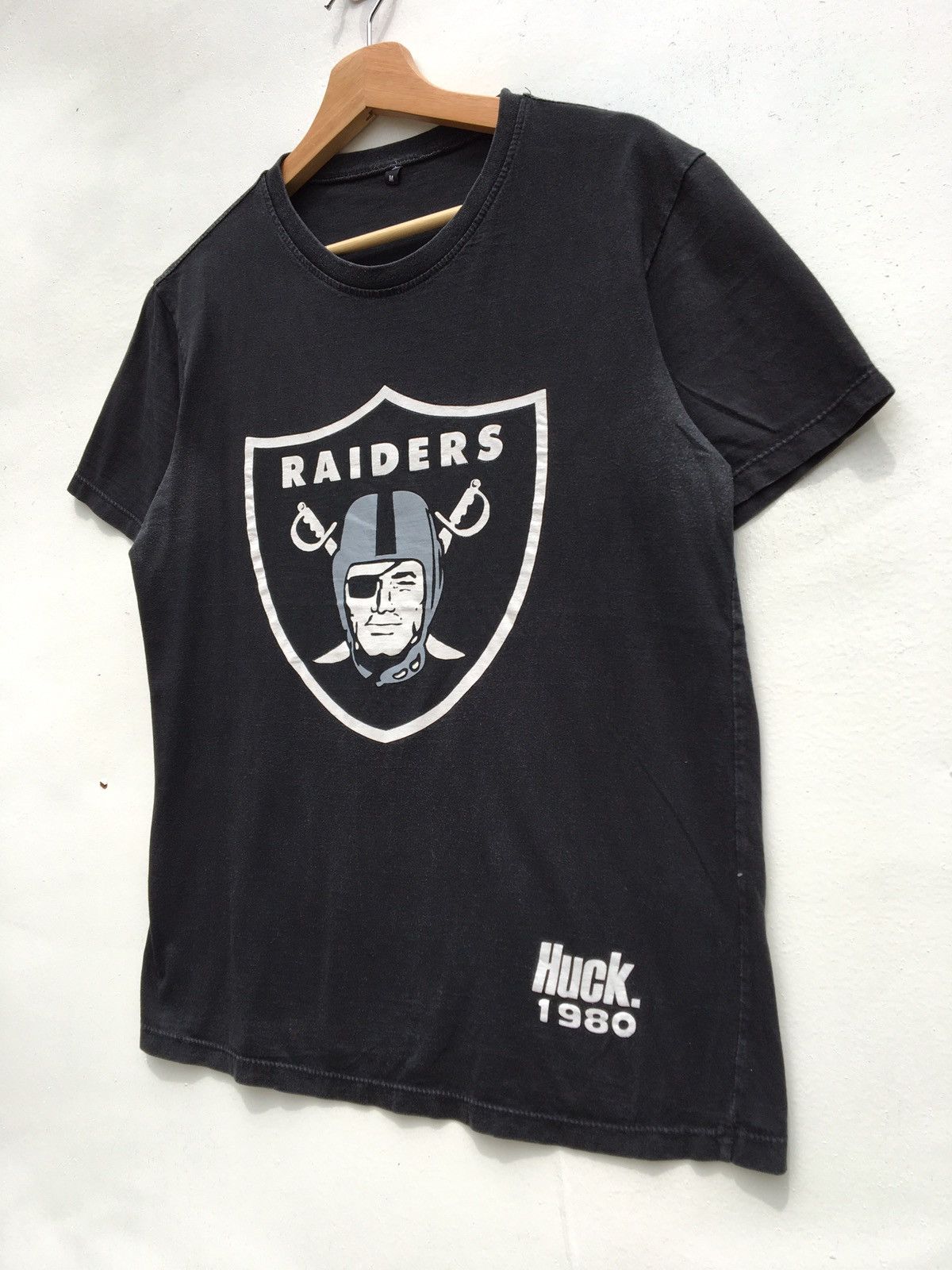 NFL Vintage Oakland Raiders Big Logo Tshirt Size US M / EU 48-50 / 2 - 4 Thumbnail