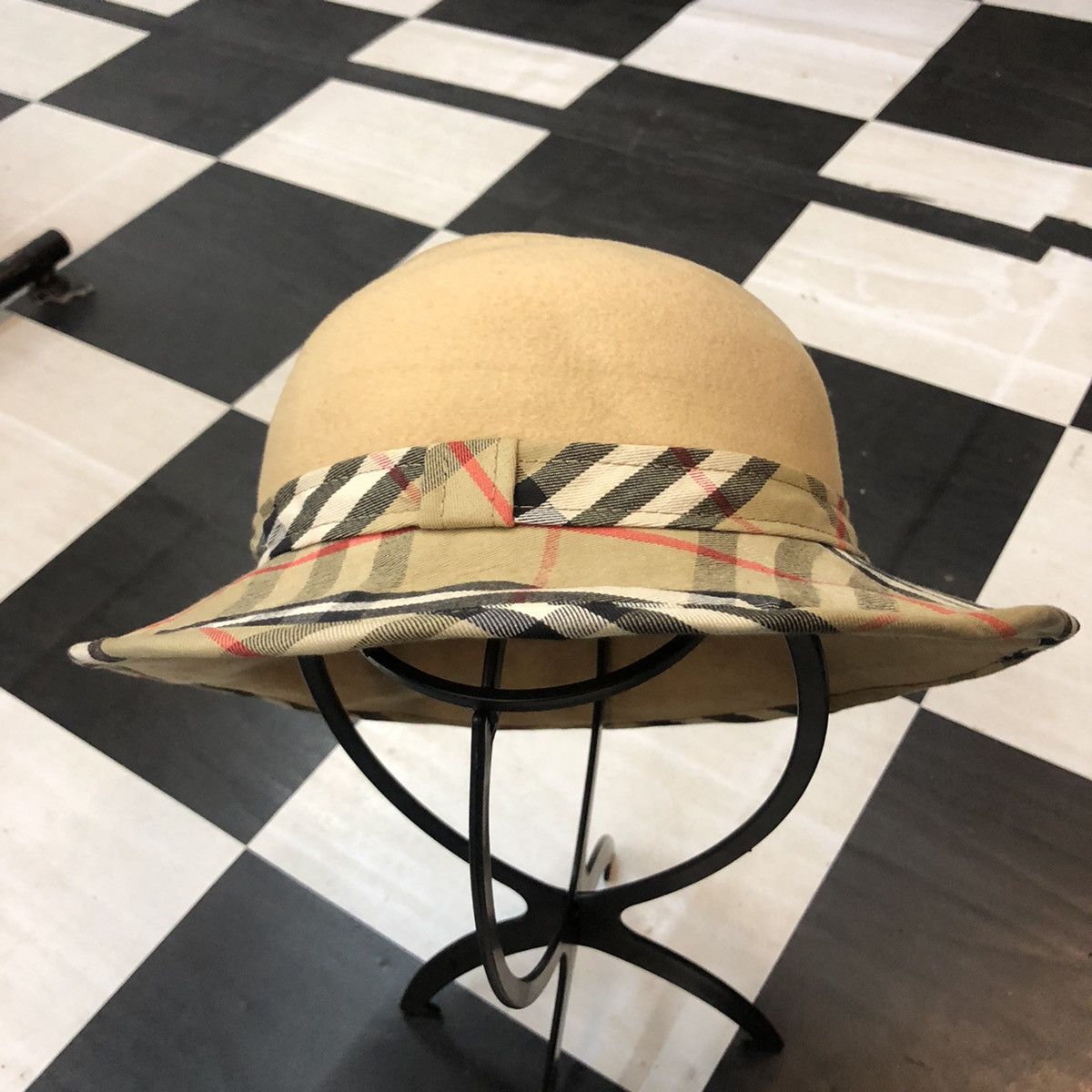 Burberry × Vintage Burberrys' Vintage Bucket Hat Size ONE SIZE - 2 Thumbnail