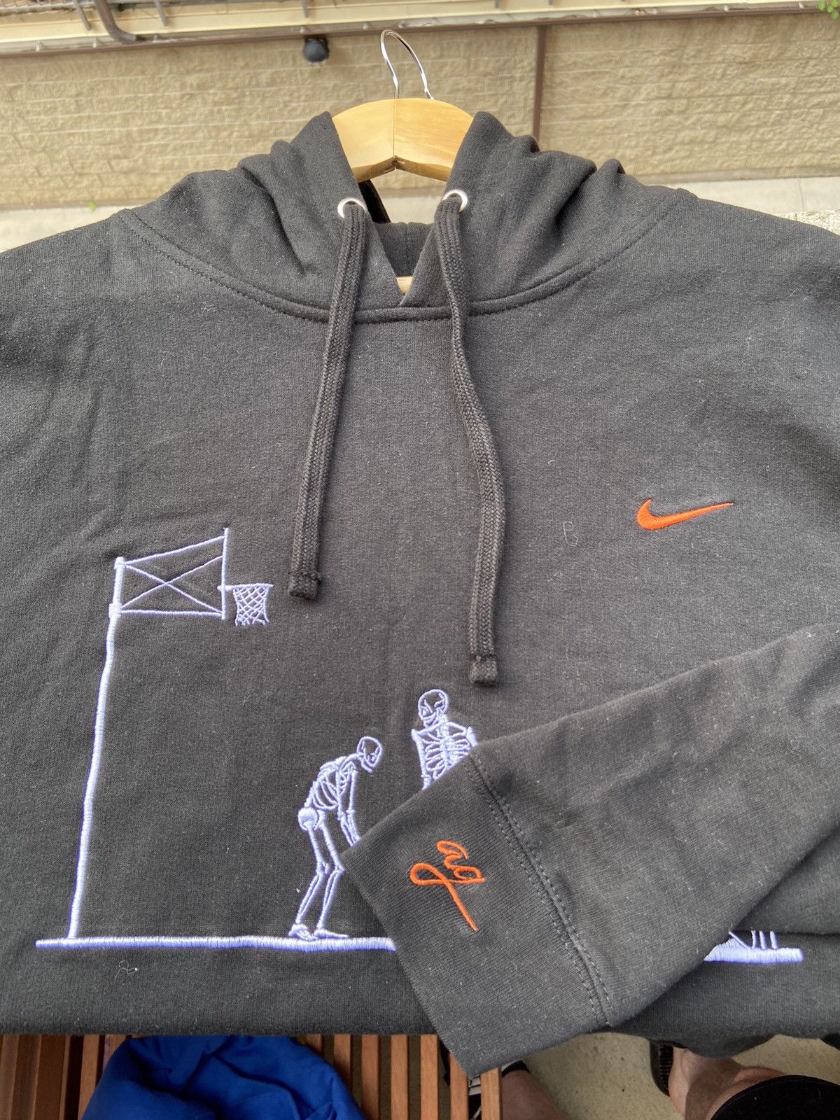 Nike Nike Hoodie, Made By @austen.ag Size US XL / EU 56 / 4 - 3 Preview