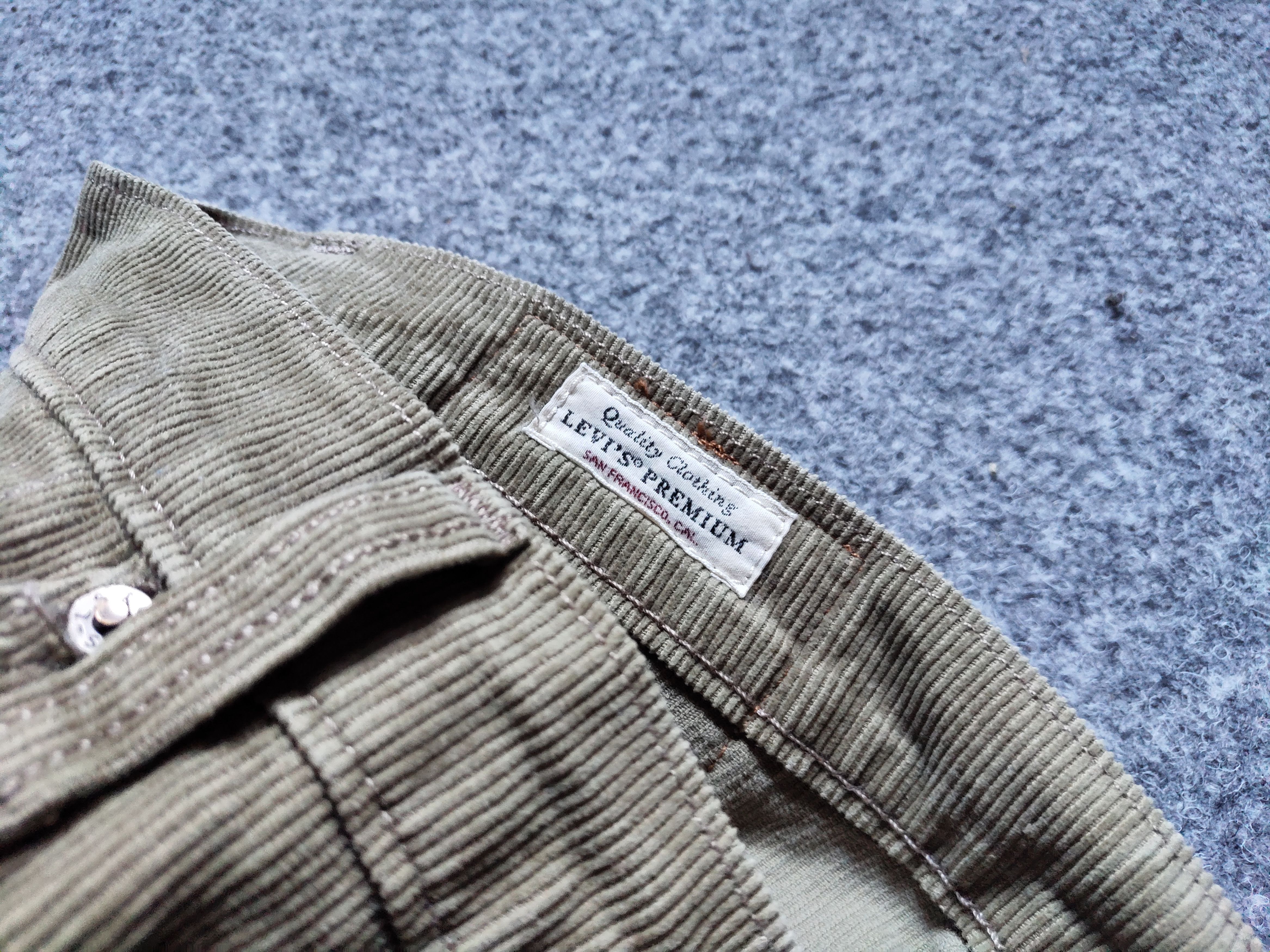 Levi's Levi's 511 Premium Velveteen Pants Size US 33 - 19 Thumbnail