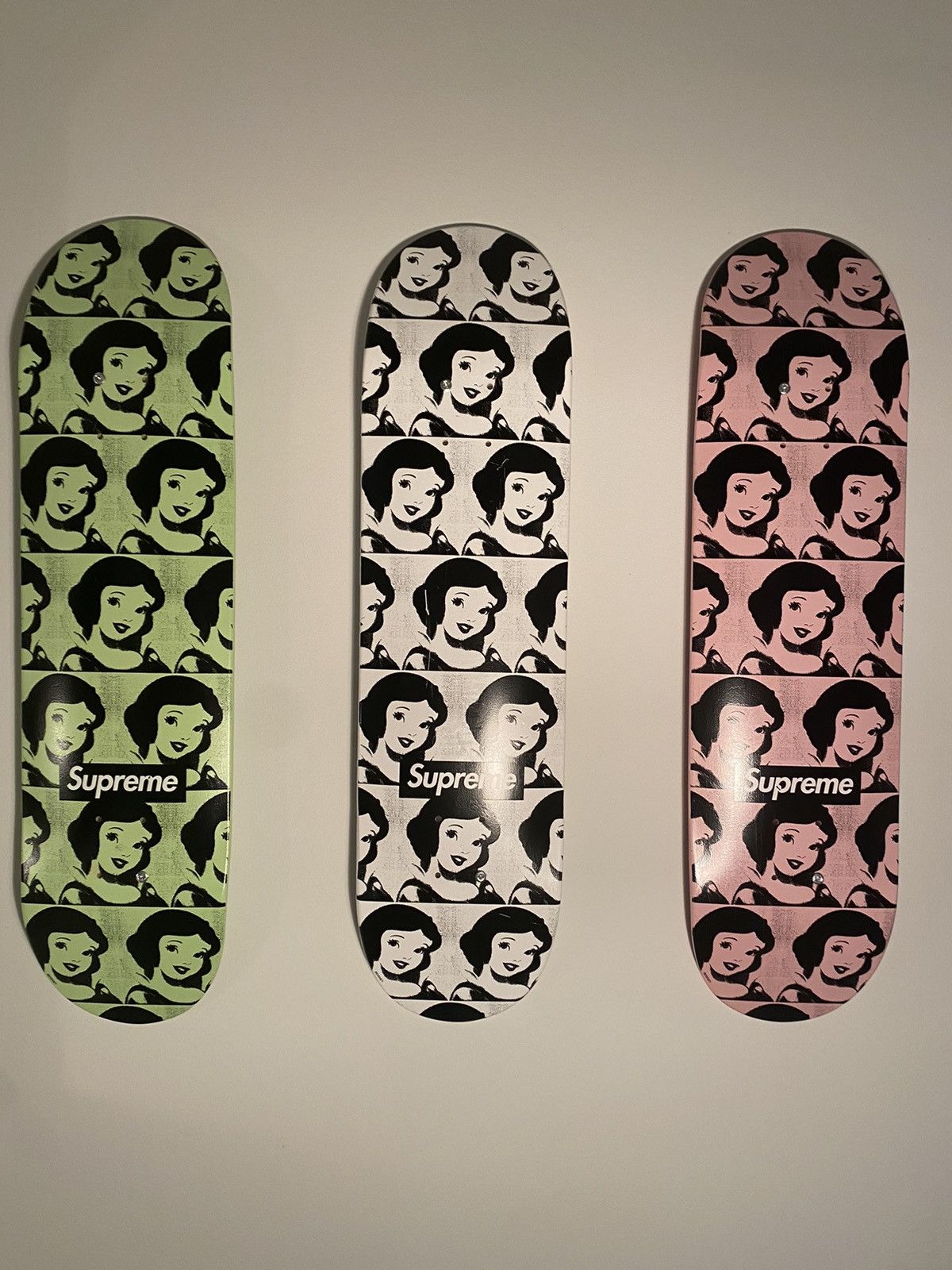 Supreme snow white deck sale