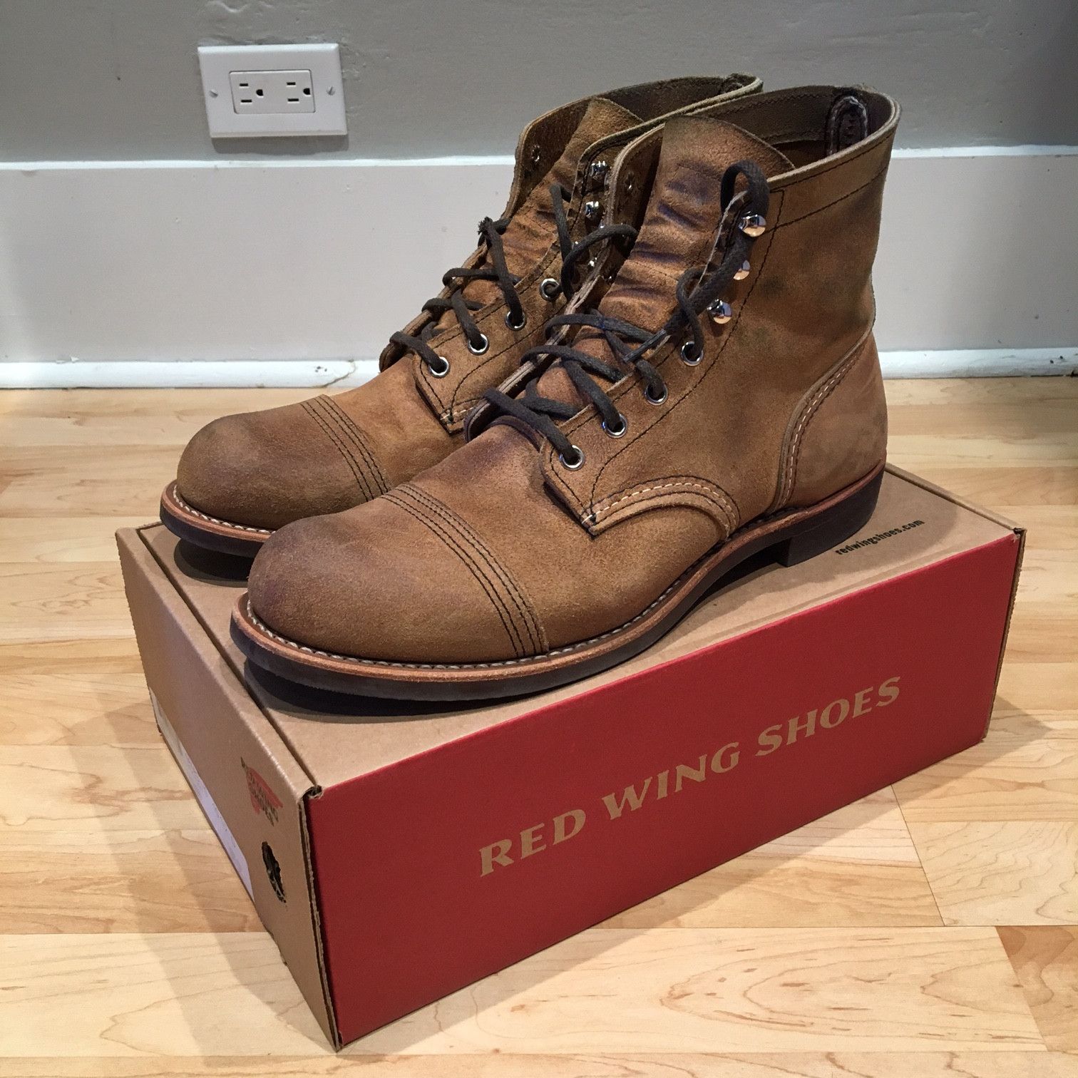 Red Wing Iron Ranger 8083 Hawthorne Muleskinner | Grailed