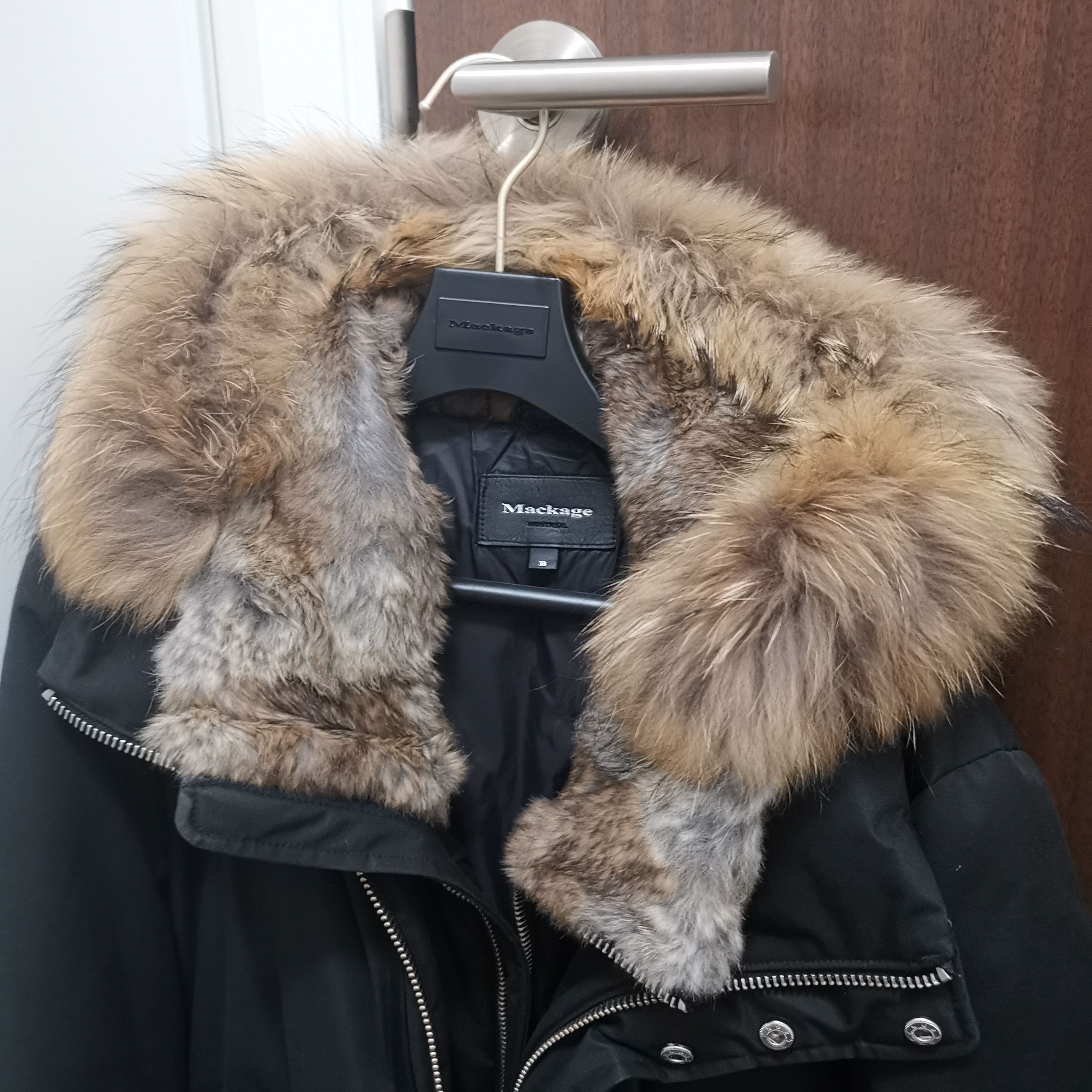Mackage DIXON down bomber with removable hooded bib & fur trim Size US M / EU 48-50 / 2 - 2 Thumbnail