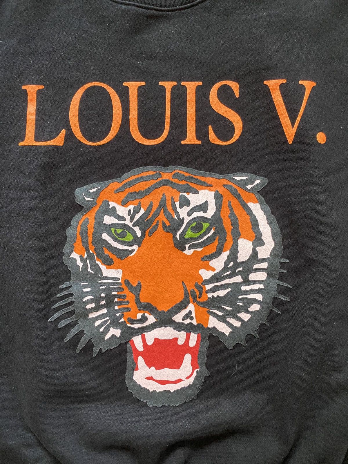 Market CHINATOWN MARKET LOUIS V TIGER BLACK CREWNECK SZ XLARGE Size US XL / EU 56 / 4 - 2 Thumbnail