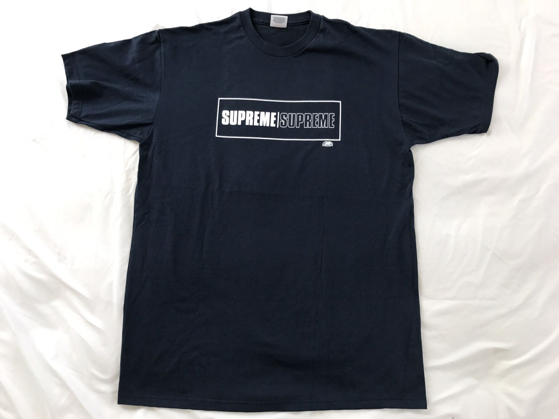 Supreme dummy tee top