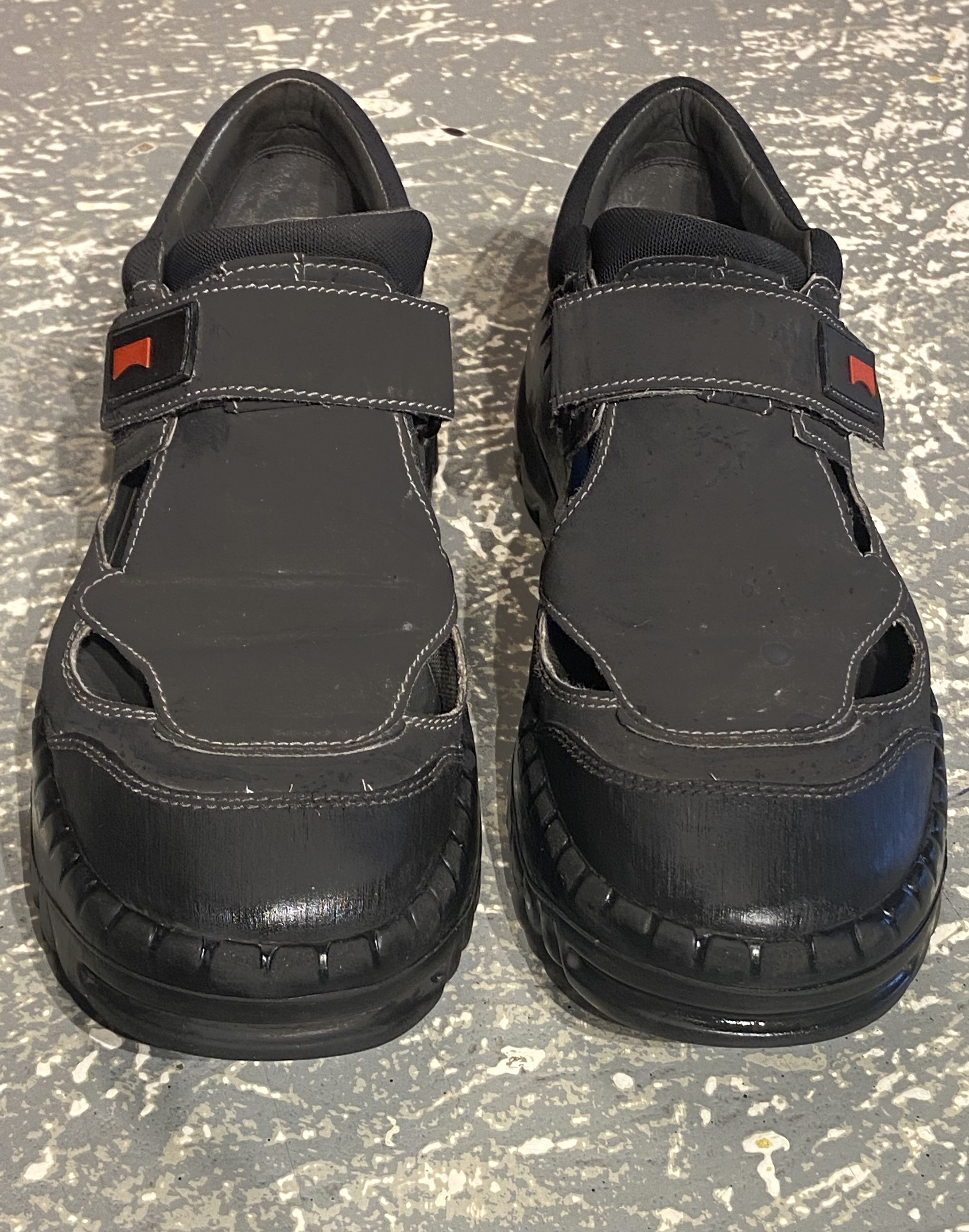 Kiko Kostadinov Camper KIKO Kostadinov Black Velcro Trainers Sandals