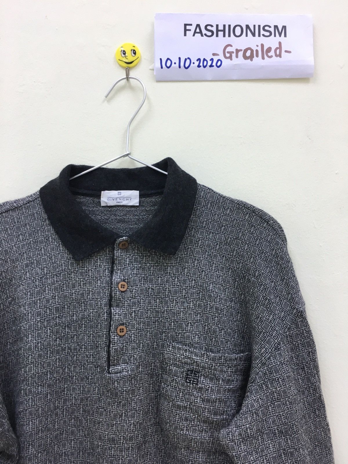 Givenchy Givenchy fullprint wool longsleeve polos Size US M / EU 48-50 / 2 - 3 Thumbnail